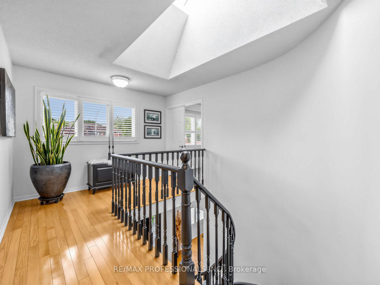 Photo 27 of 1025 Moorelands Crescent, Pickering, Rosebank — HOMEH