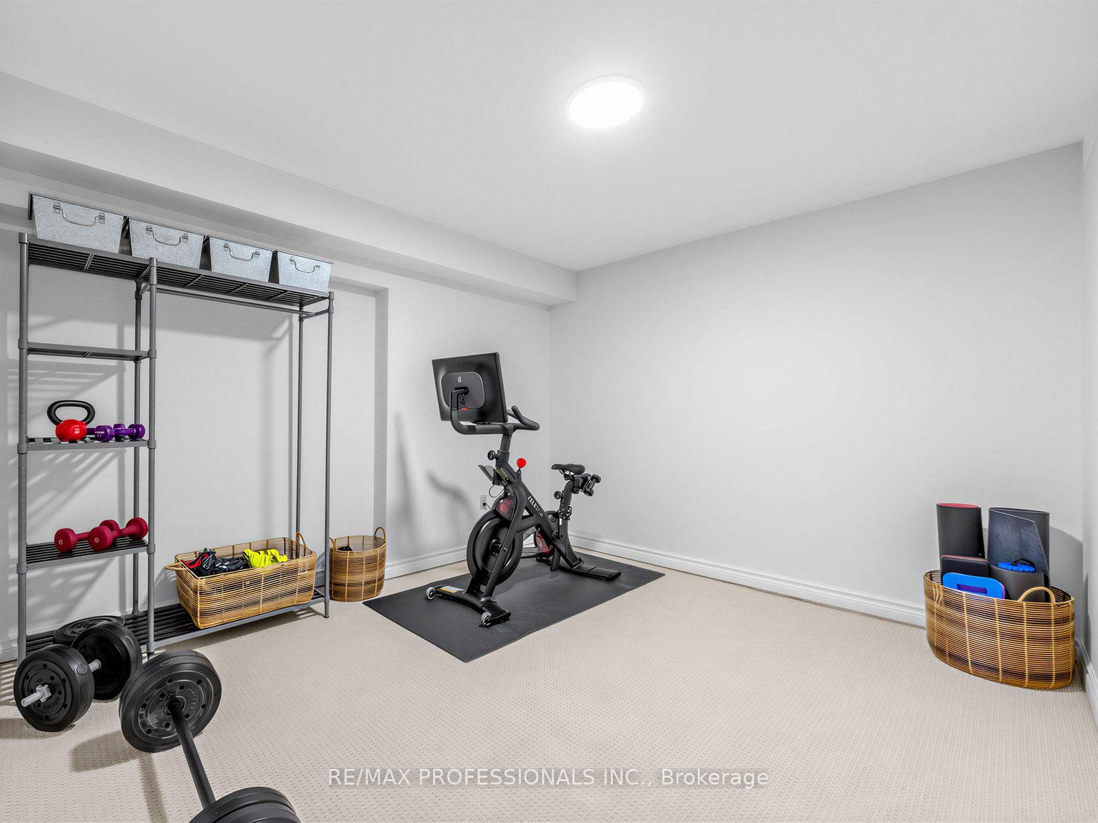 Photo 31 of 1025 Moorelands Crescent, Pickering, Rosebank — HOMEH