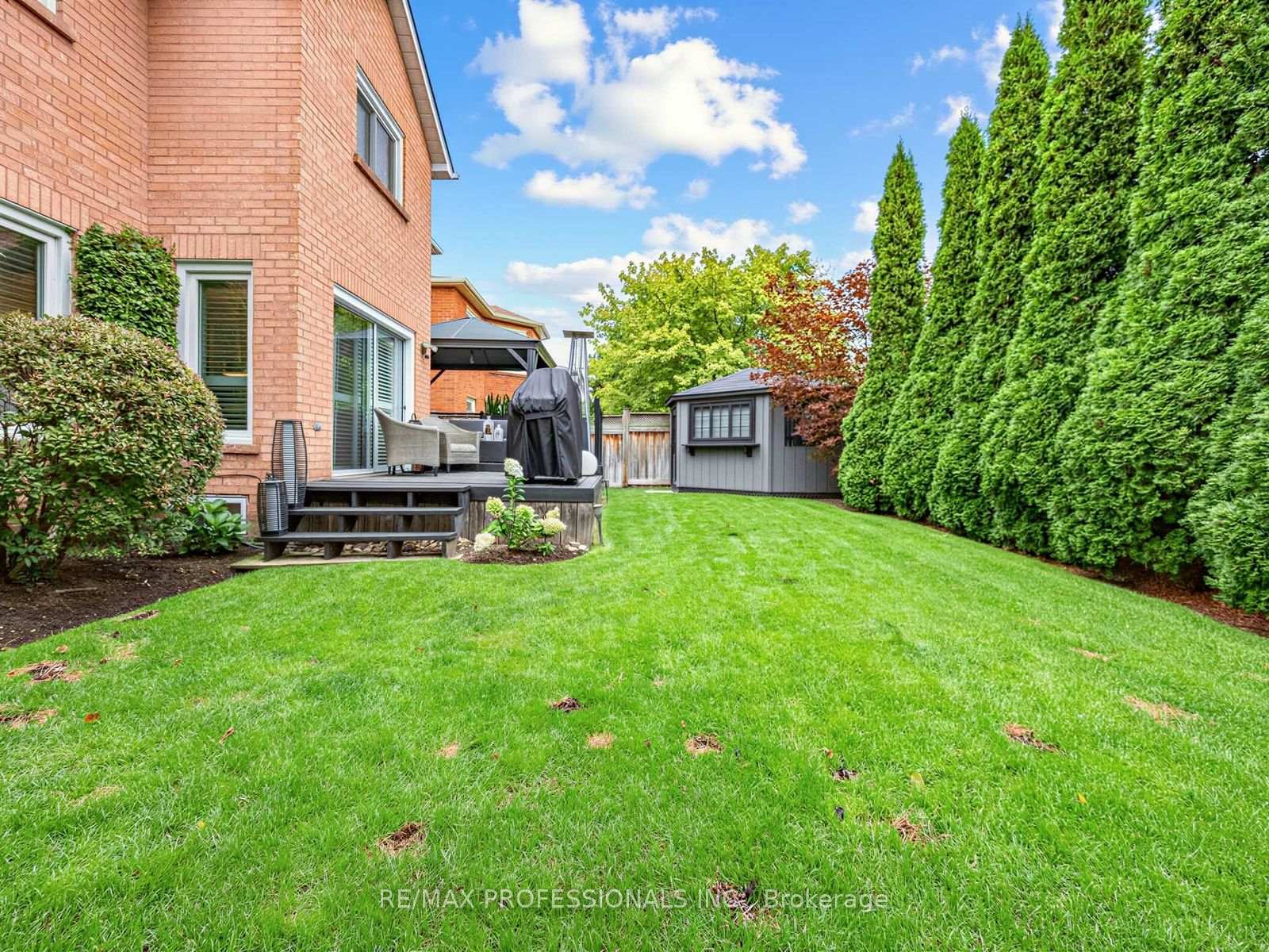 Photo 35 of 1025 Moorelands Crescent, Pickering, Rosebank — HOMEH