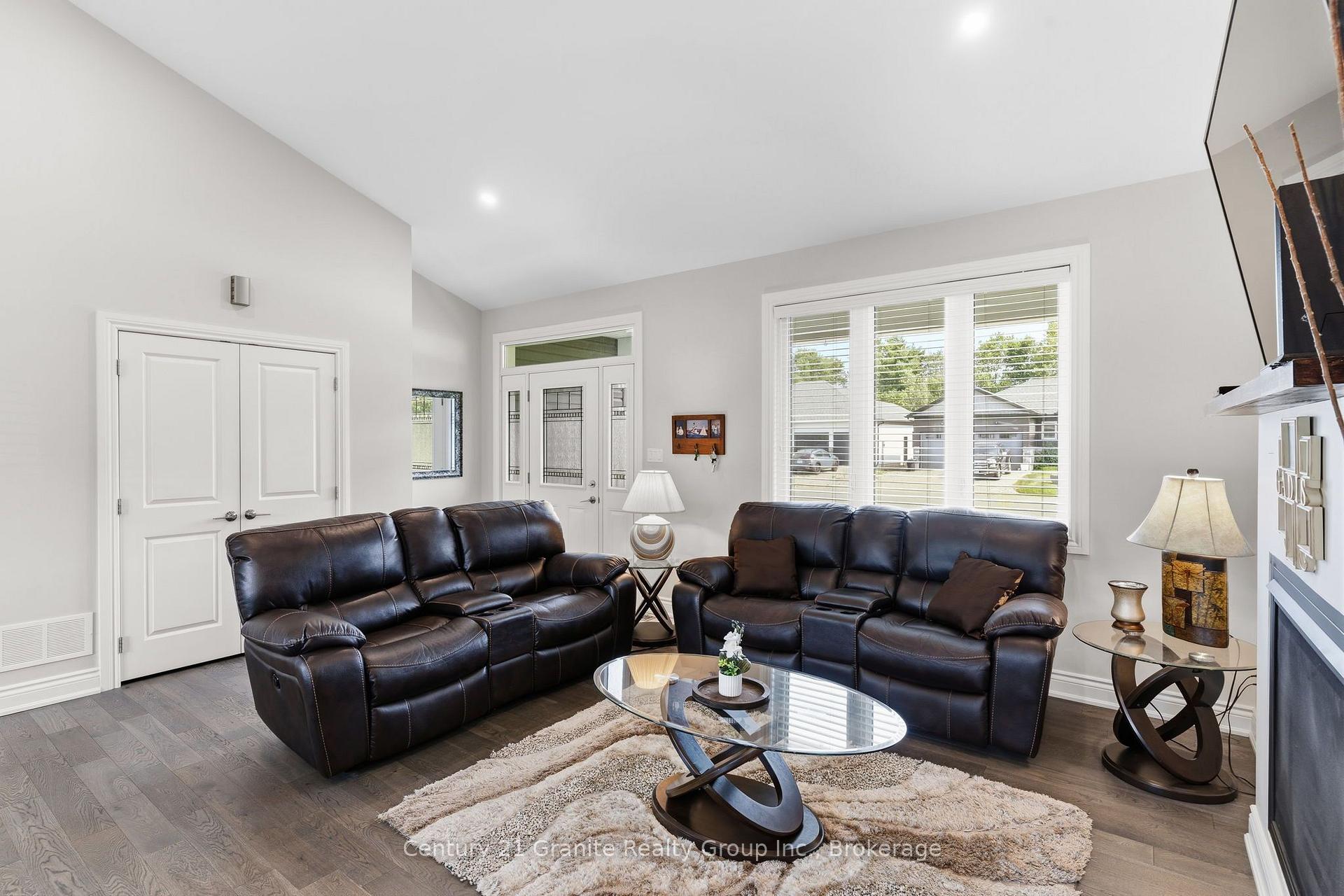 Photo 5 of 39 Windover Drive, Minden Hills, Lutterworth — HOMEH