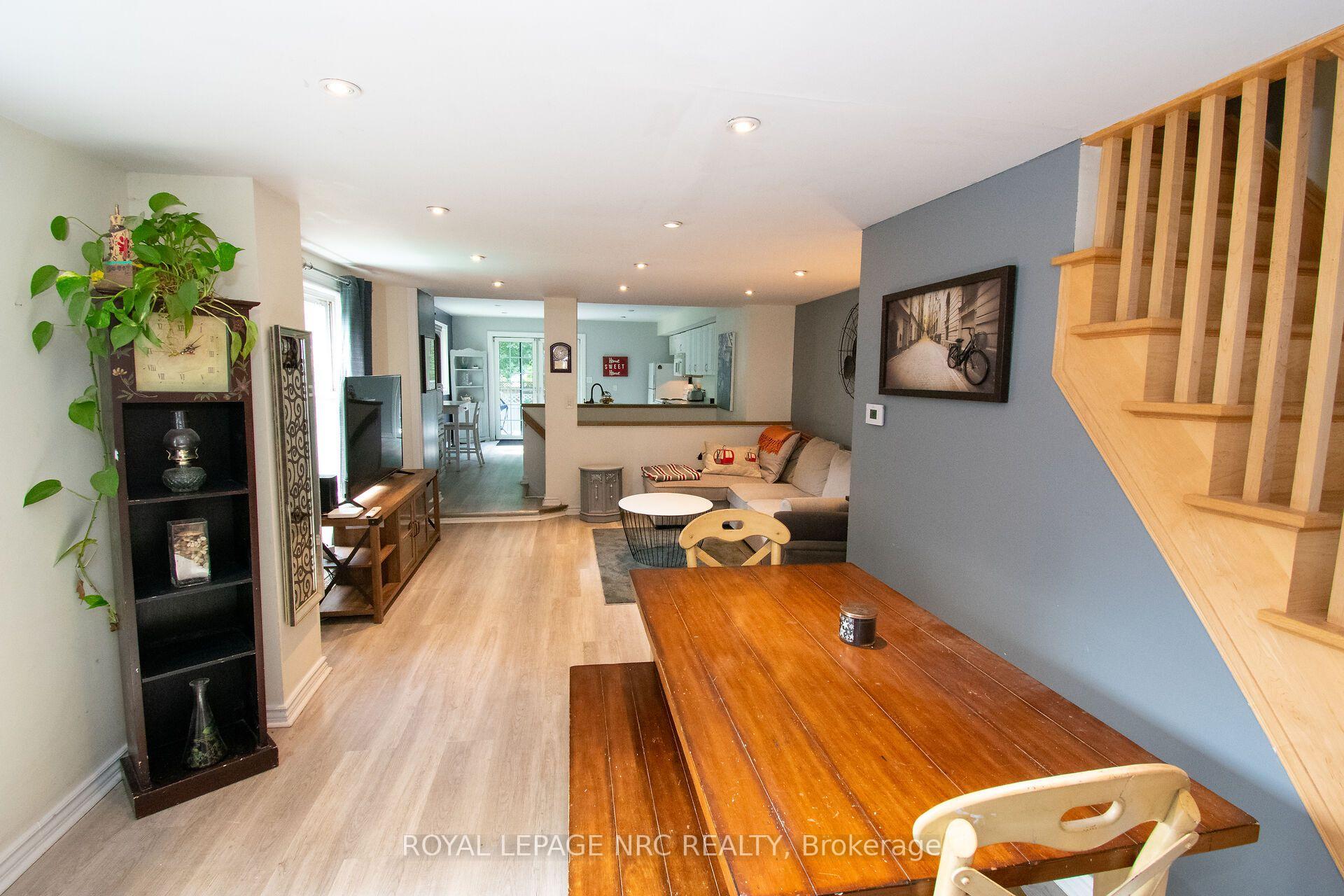 Photo 7 of 199 York Street, St. Catharines, Haig — HOMEH