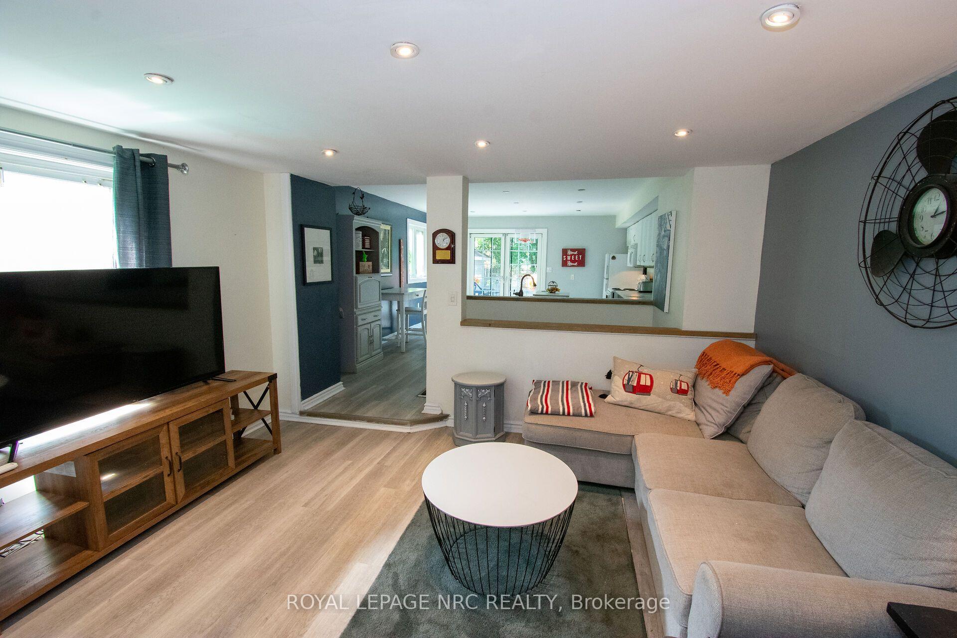 Photo 12 of 199 York Street, St. Catharines, Haig — HOMEH