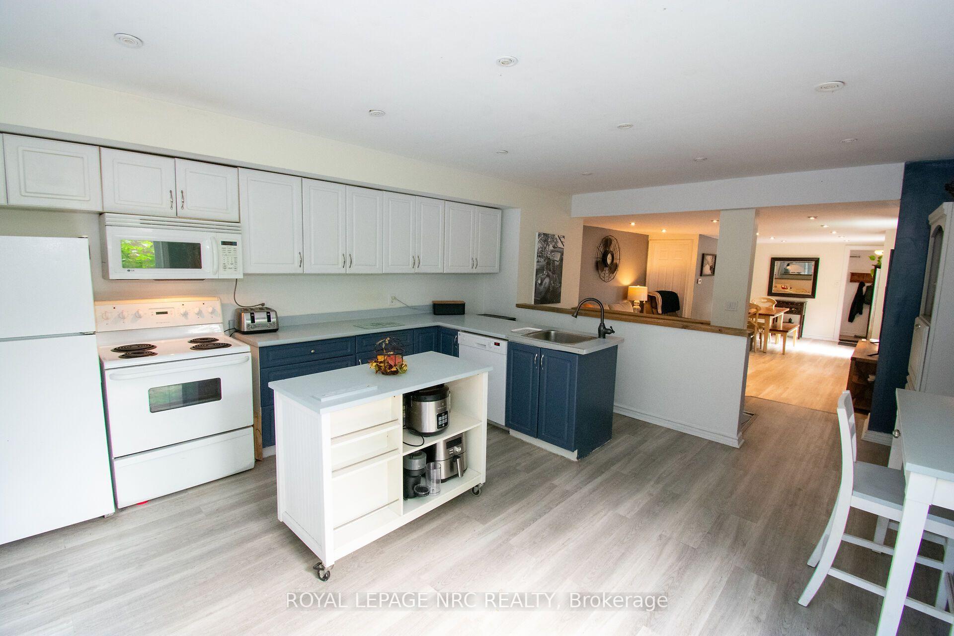 Photo 20 of 199 York Street, St. Catharines, Haig — HOMEH