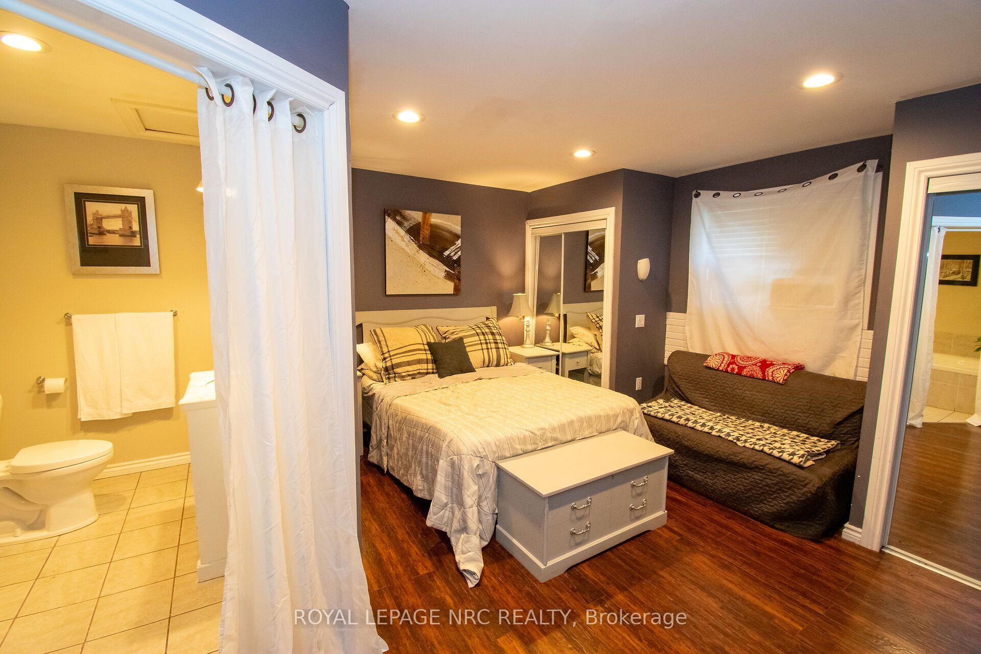 Photo 29 of 199 York Street, St. Catharines, Haig — HOMEH