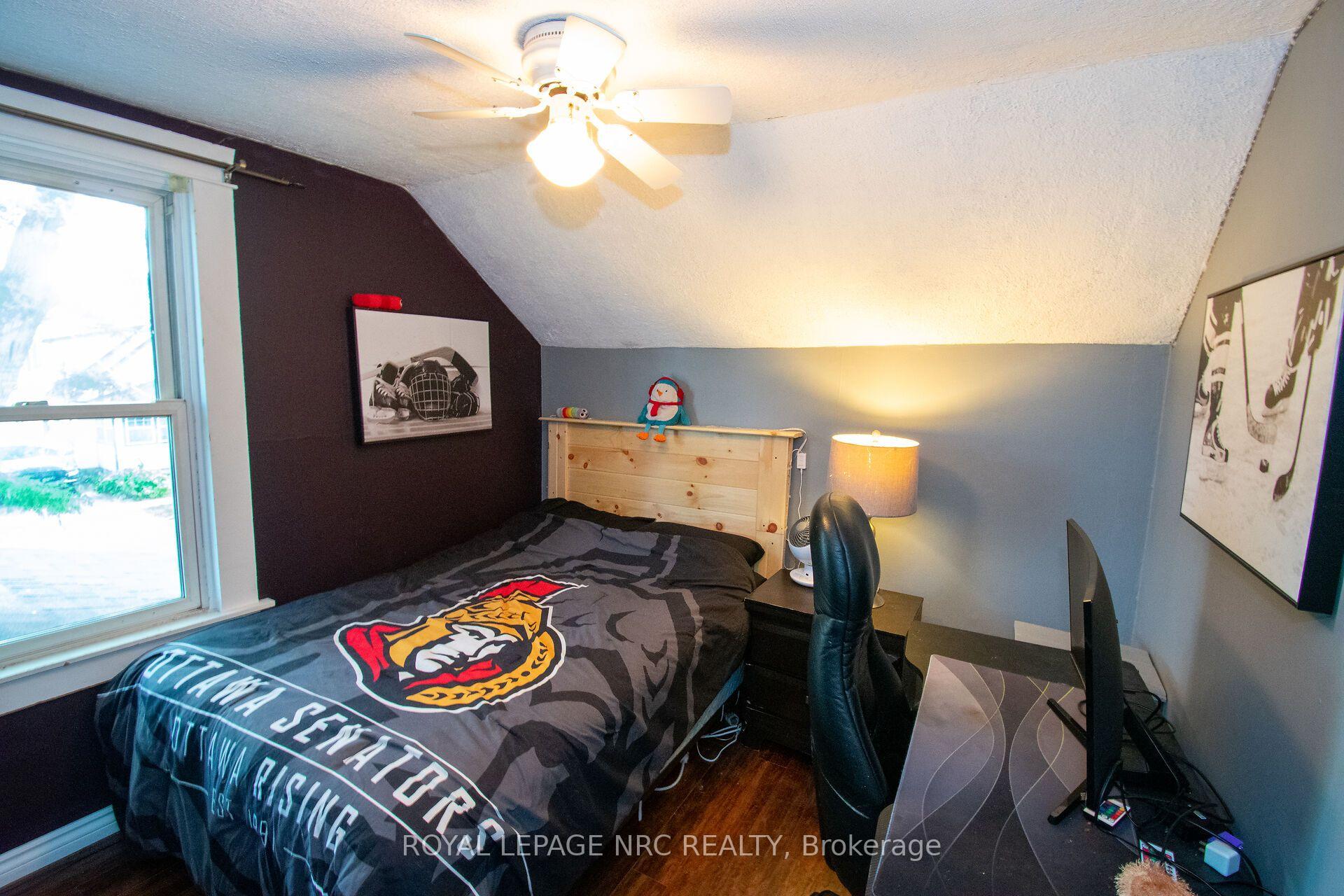 Photo 38 of 199 York Street, St. Catharines, Haig — HOMEH