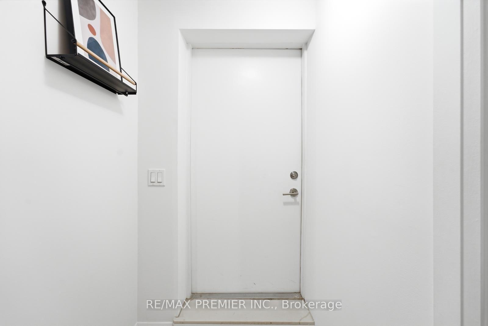 Photo 7 of Unit B-1401, 5279 Highway 7 Road, Vaughan, Vaughan Grove — HOMEH