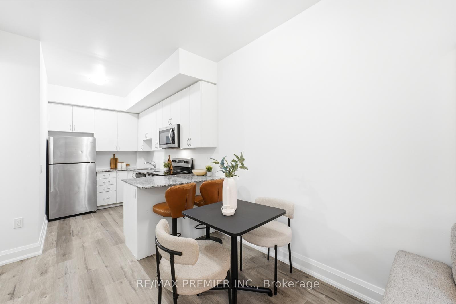 Photo 15 of Unit B-1401, 5279 Highway 7 Road, Vaughan, Vaughan Grove — HOMEH