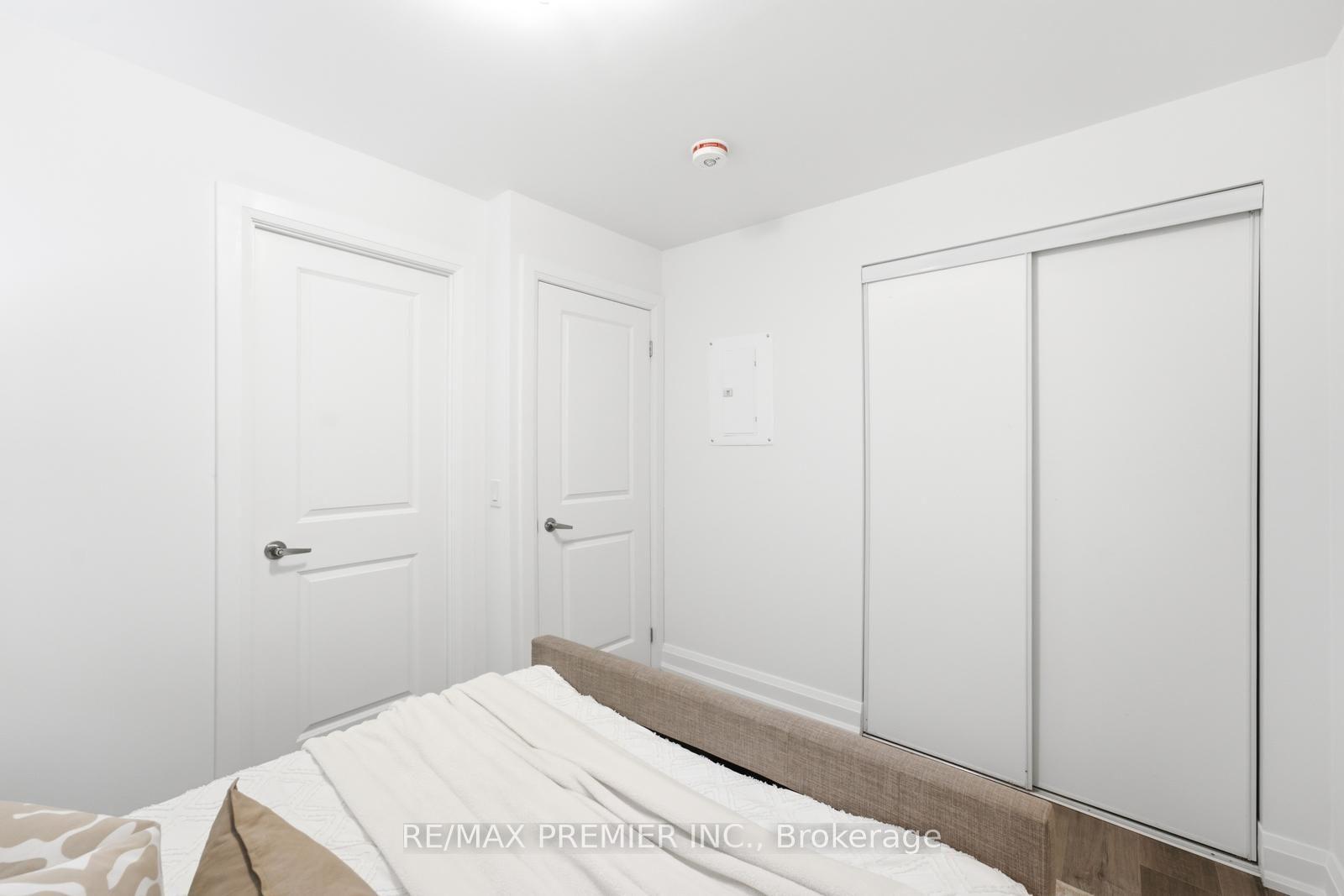 Photo 23 of Unit B-1401, 5279 Highway 7 Road, Vaughan, Vaughan Grove — HOMEH