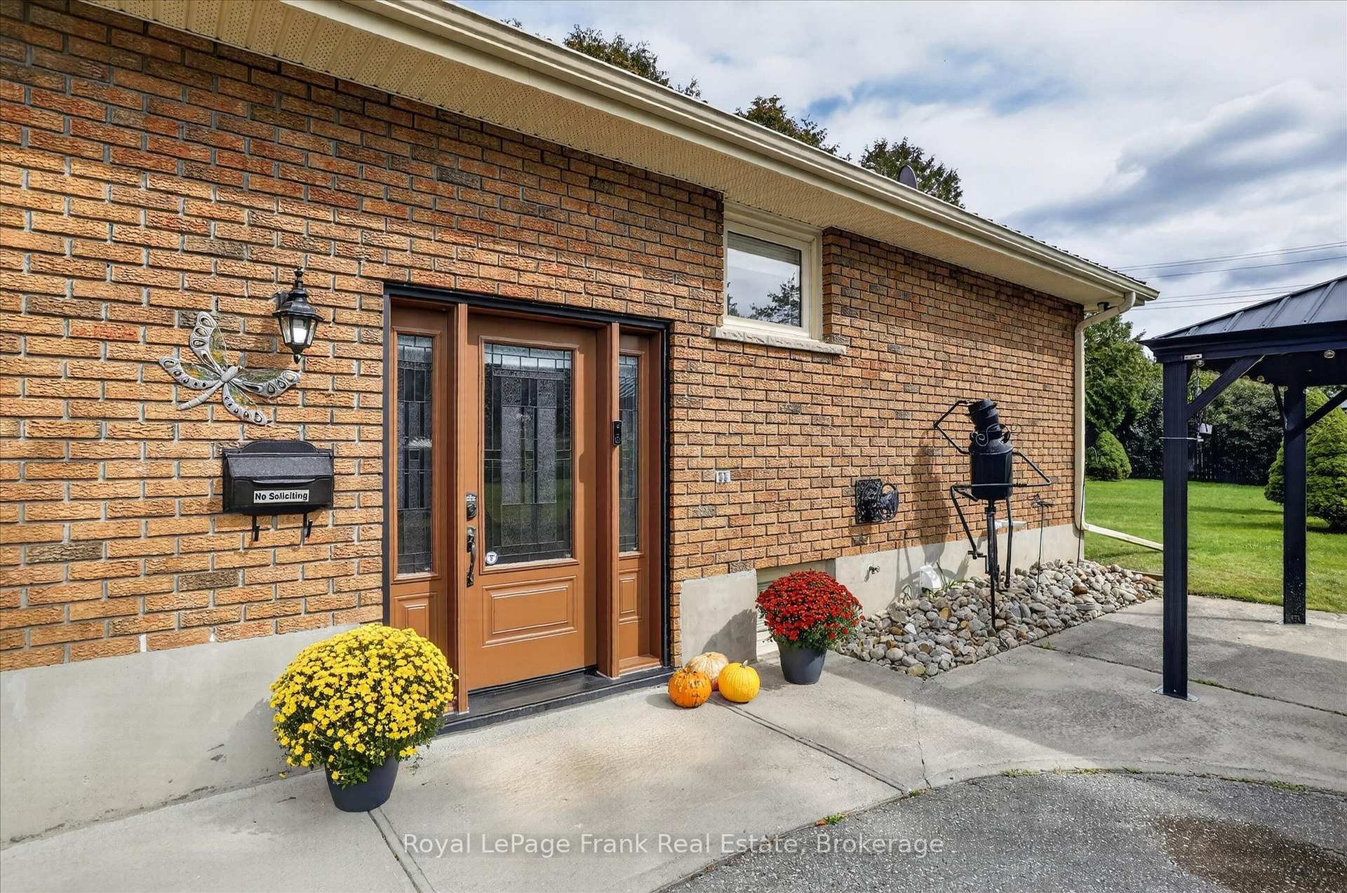 Photo 3 of 948 St Pauls Street, Peterborough, Northcrest Ward 5 — HOMEH