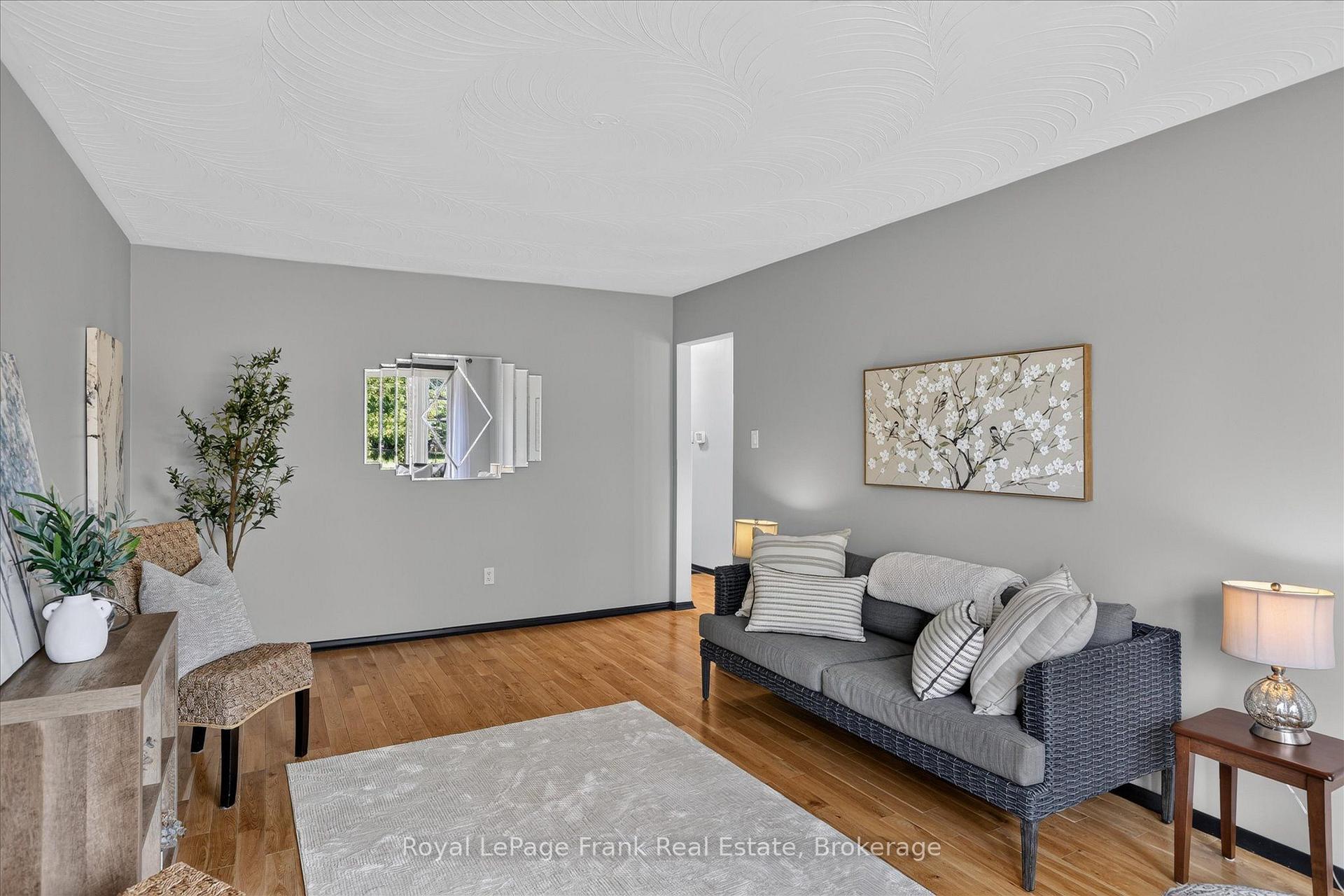 Photo 6 of 948 St Pauls Street, Peterborough, Northcrest Ward 5 — HOMEH