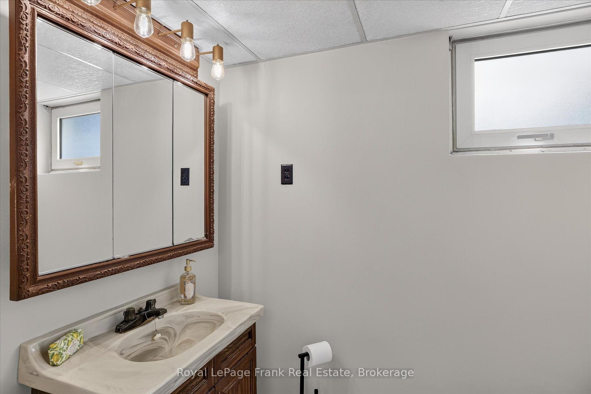 Photo 19 of 948 St Pauls Street, Peterborough, Northcrest Ward 5 — HOMEH