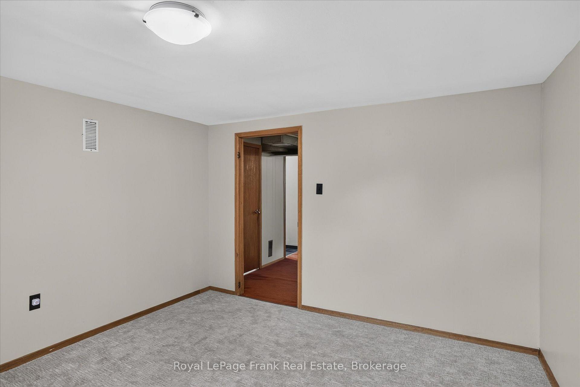 Photo 21 of 948 St Pauls Street, Peterborough, Northcrest Ward 5 — HOMEH