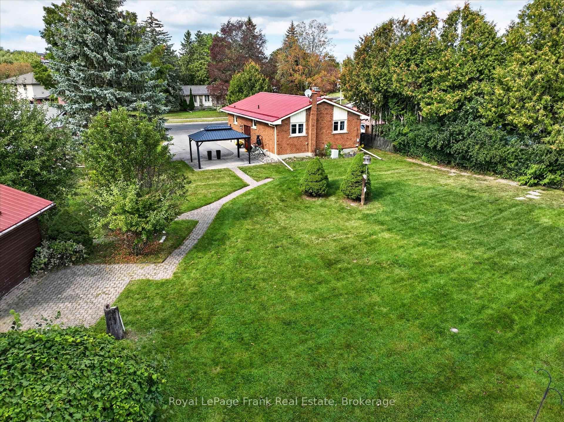 Photo 24 of 948 St Pauls Street, Peterborough, Northcrest Ward 5 — HOMEH