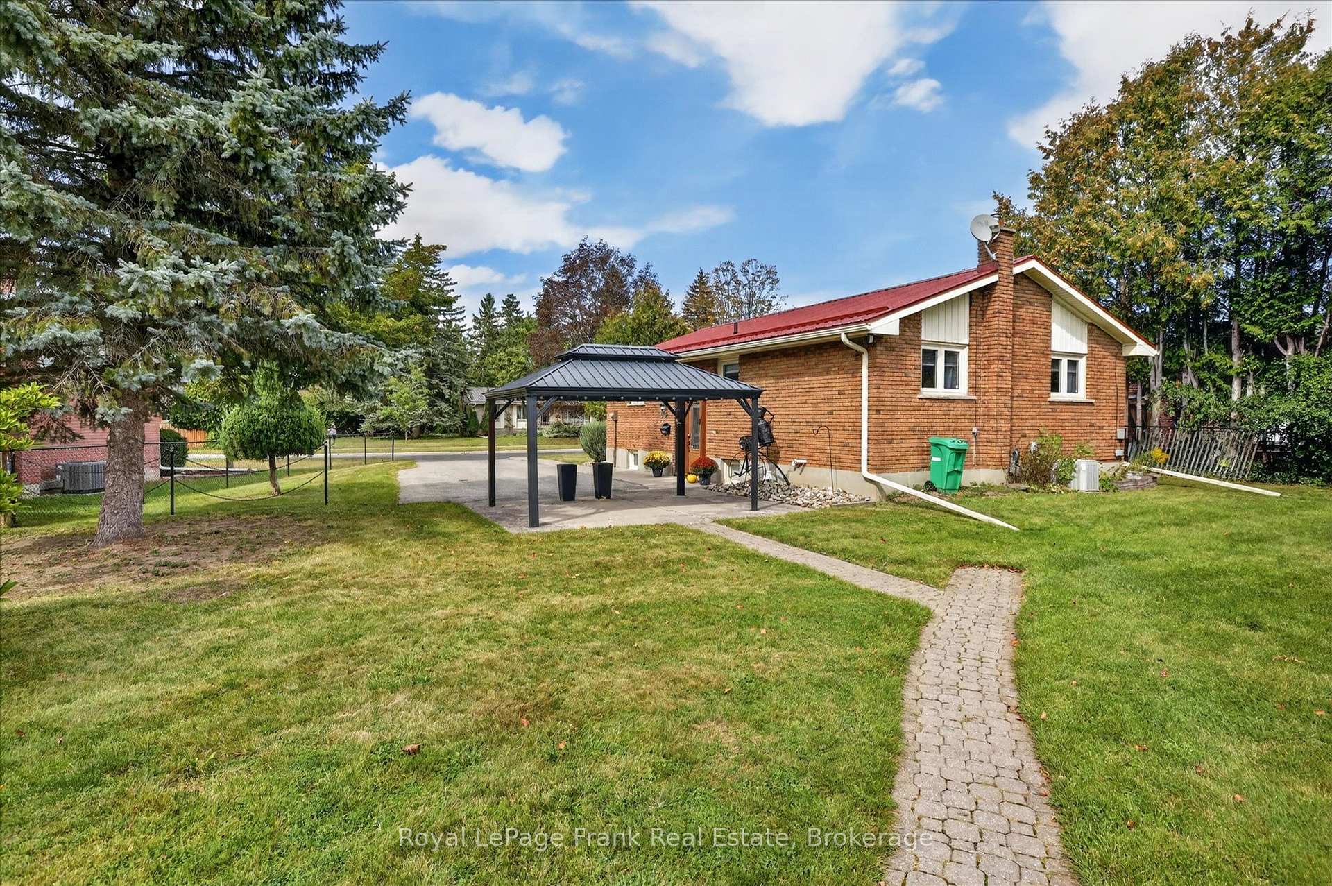 Photo 30 of 948 St Pauls Street, Peterborough, Northcrest Ward 5 — HOMEH