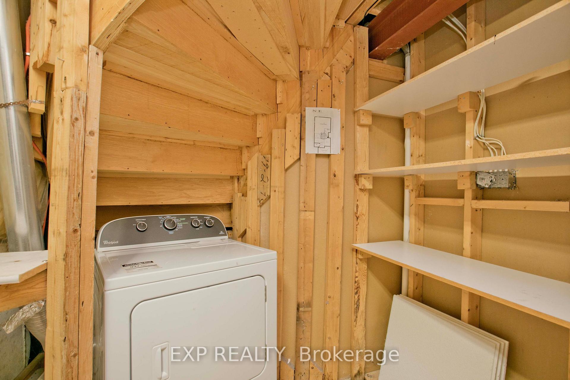 Photo 27 of 55 Sandway Crescent, Vaughan, Maple — HOMEH