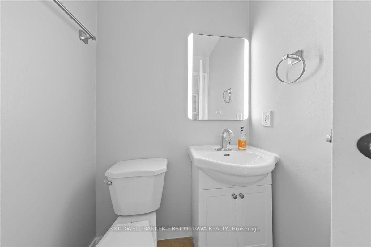 Photo 4 of 2701 Pimlico Crescent, Ottawa, Emerald Woods/Sawmill Creek — HOMEH
