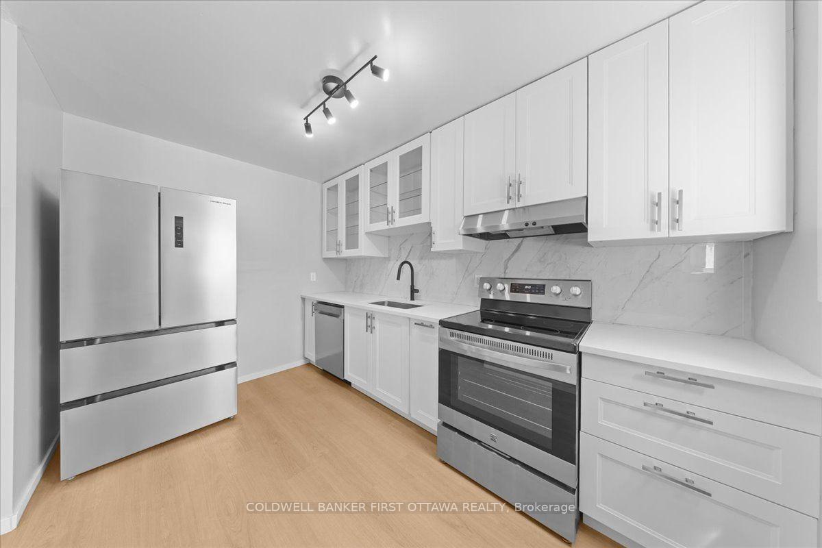 Photo 7 of 2701 Pimlico Crescent, Ottawa, Emerald Woods/Sawmill Creek — HOMEH
