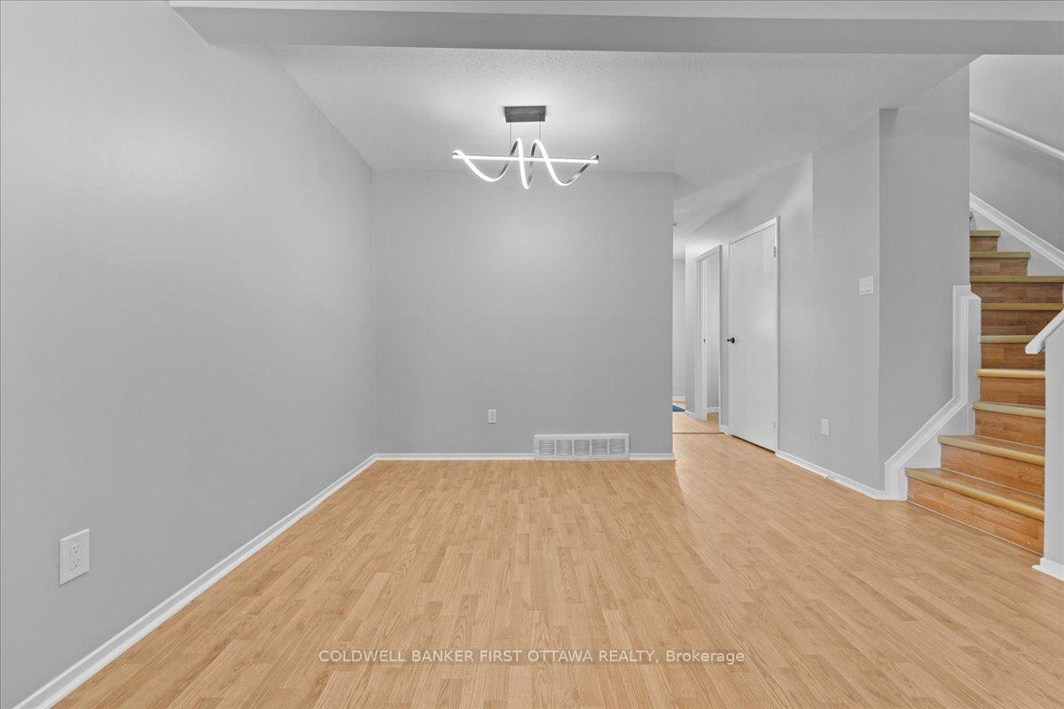 Photo 14 of 2701 Pimlico Crescent, Ottawa, Emerald Woods/Sawmill Creek — HOMEH