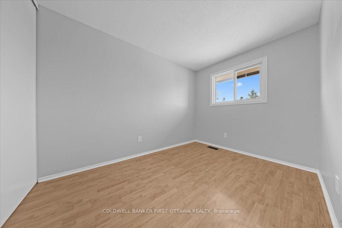 Photo 16 of 2701 Pimlico Crescent, Ottawa, Emerald Woods/Sawmill Creek — HOMEH