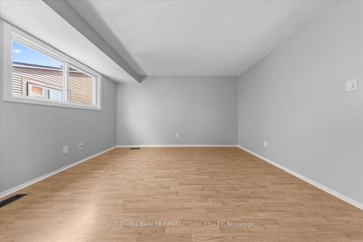 Photo 20 of 2701 Pimlico Crescent, Ottawa, Emerald Woods/Sawmill Creek — HOMEH