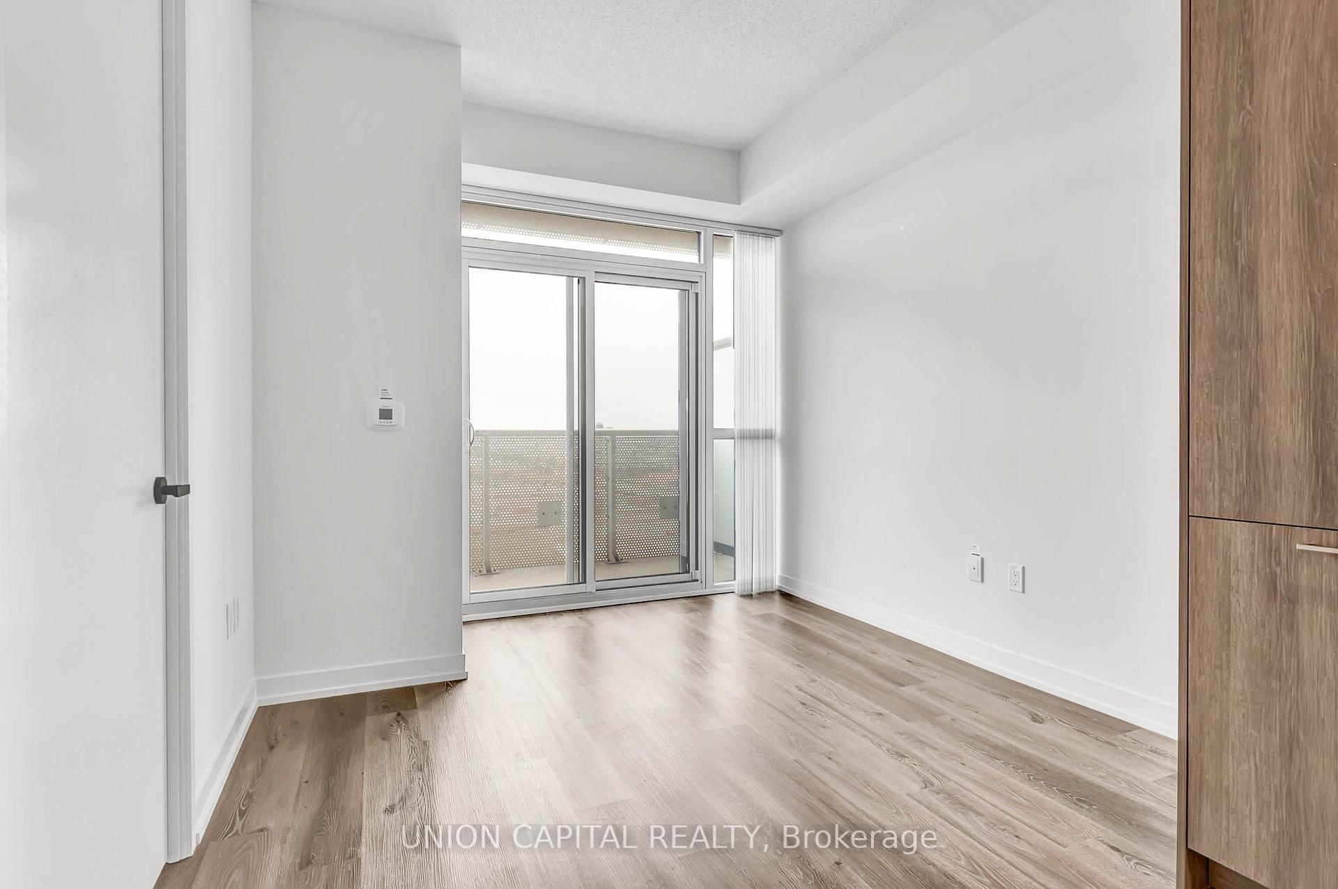 Photo 12 of Unit 1210, 225 Commerce Street, Vaughan, Vaughan Corporate Centre — HOMEH