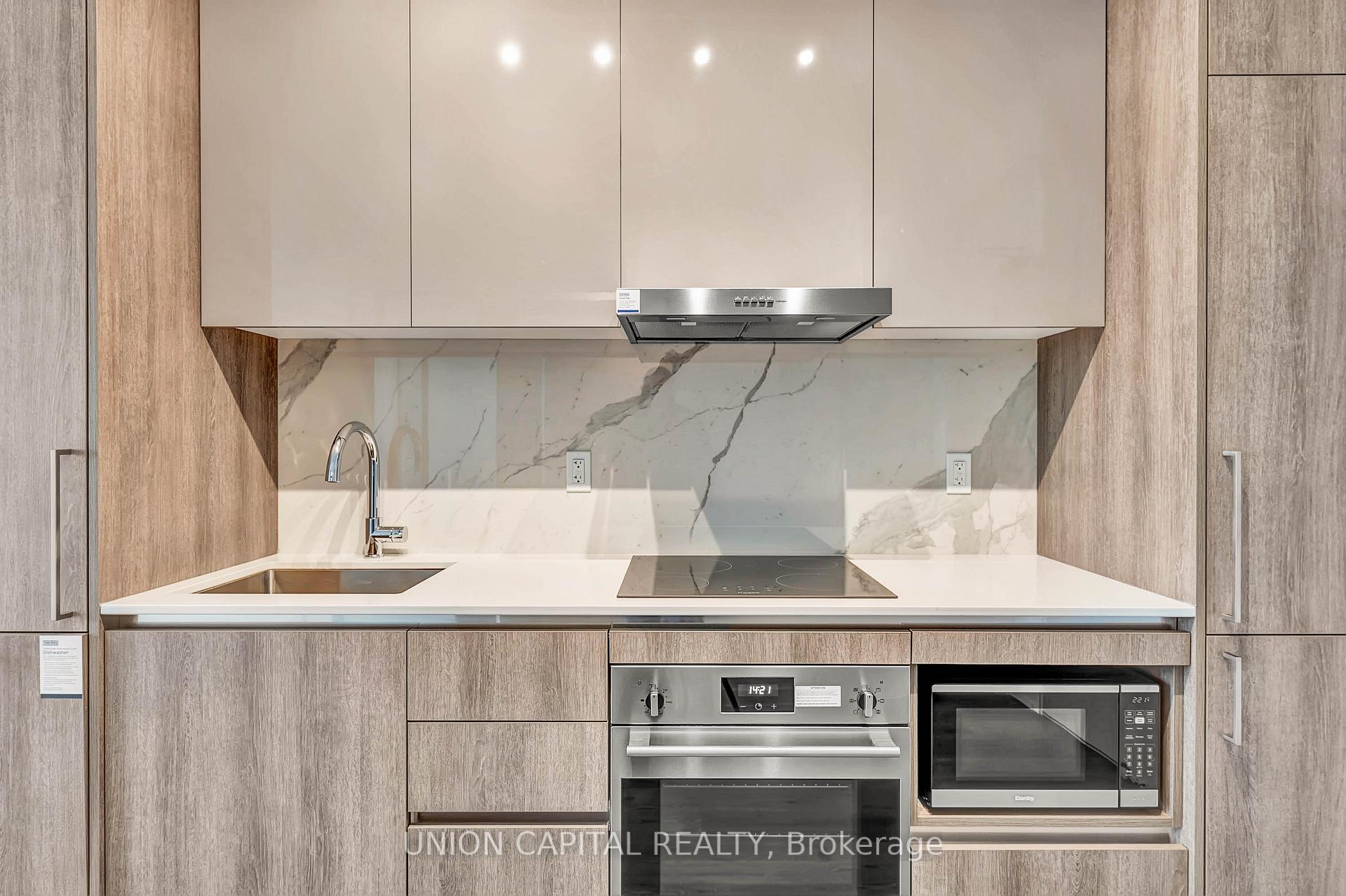 Photo 15 of Unit 1210, 225 Commerce Street, Vaughan, Vaughan Corporate Centre — HOMEH
