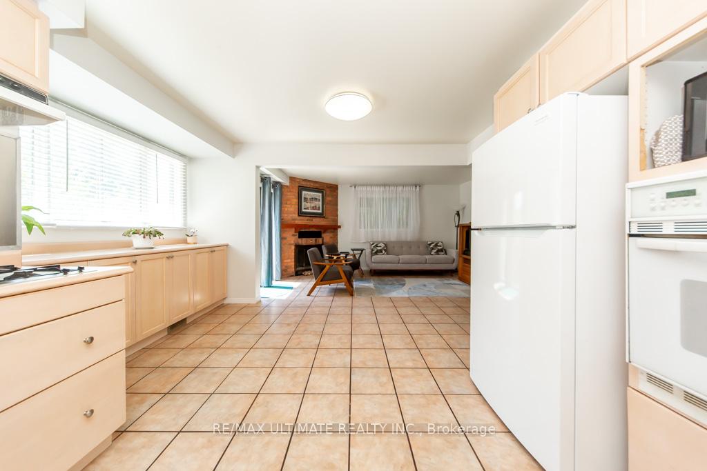 Photo 19 of 3 Aron Drive, Brampton, Fletcher's West — HOMEH