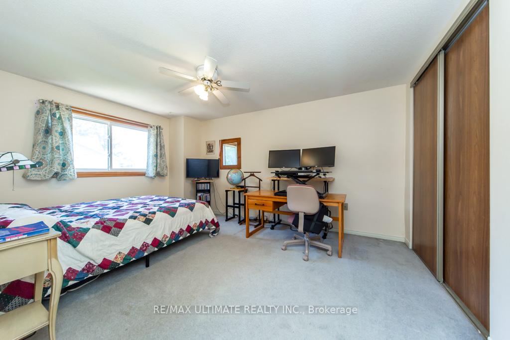 Photo 33 of 3 Aron Drive, Brampton, Fletcher's West — HOMEH