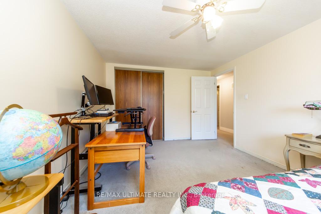 Photo 35 of 3 Aron Drive, Brampton, Fletcher's West — HOMEH