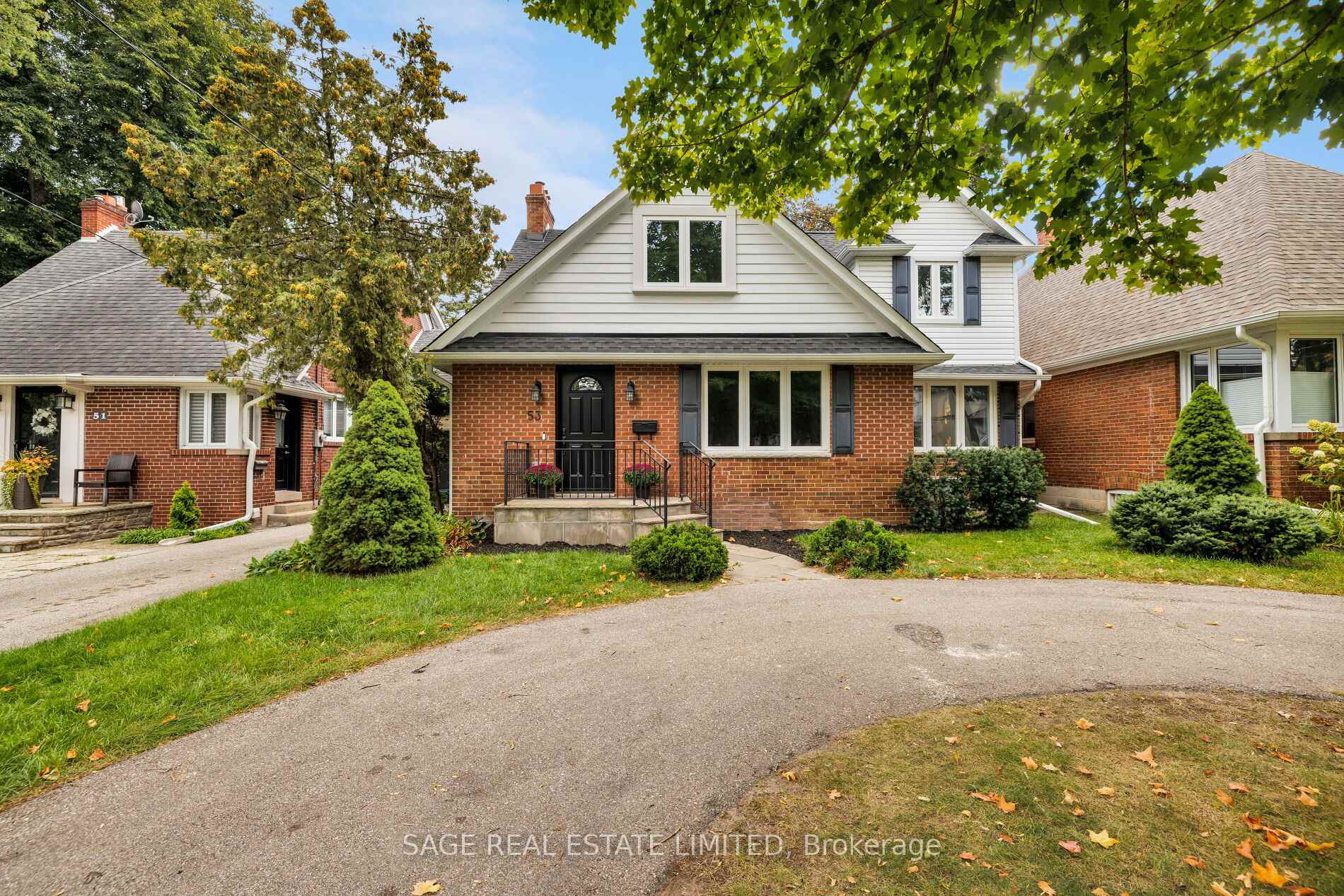 Photo 1 of 53 Wilgar Road, Etobicoke, Kingsway South — HOMEH