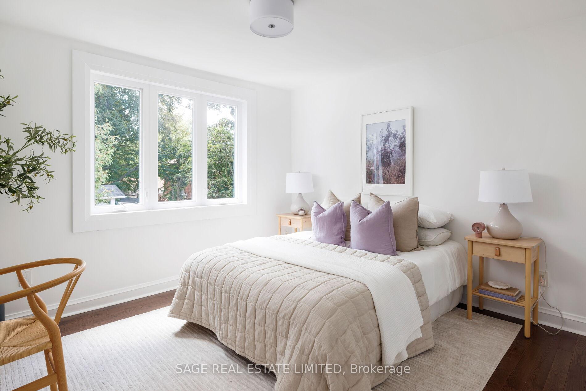 Photo 30 of 53 Wilgar Road, Etobicoke, Kingsway South — HOMEH