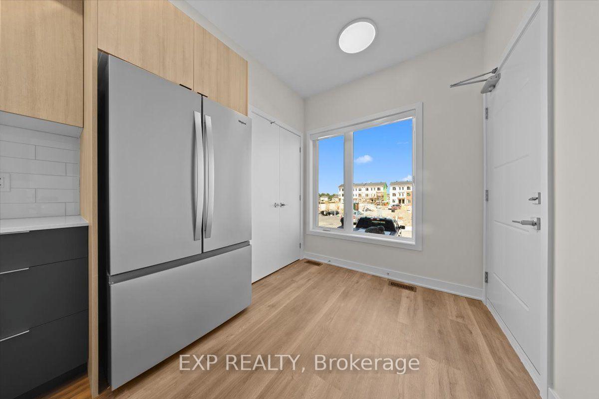 Photo 5 of 213 Antelope Private, Ottawa, Kanata - Morgan's Grant/South March — HOMEH