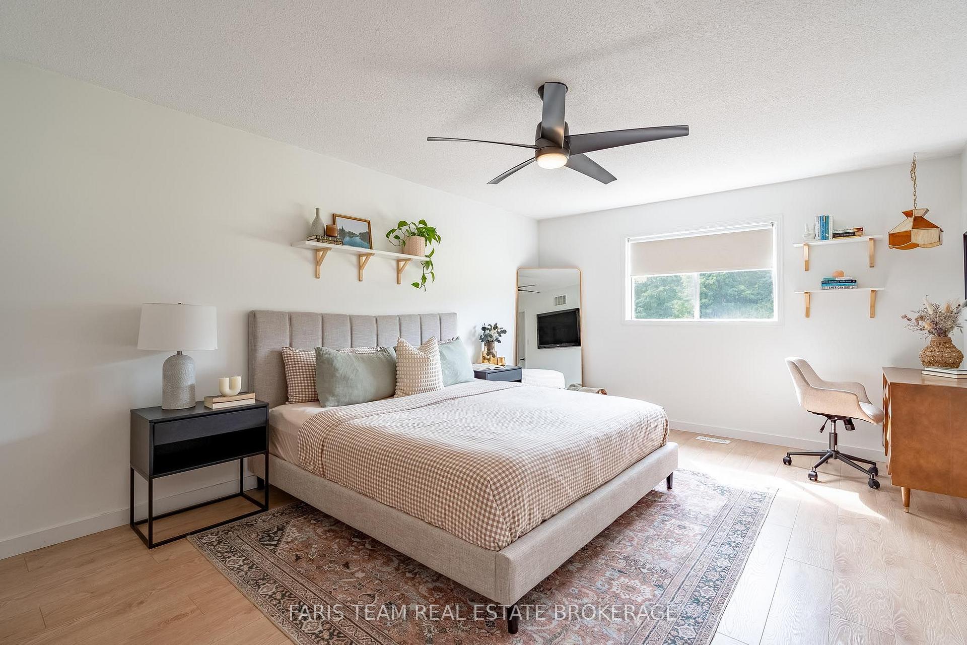 Photo 15 of 49 Cunningham Drive, Barrie, Ardagh — HOMEH