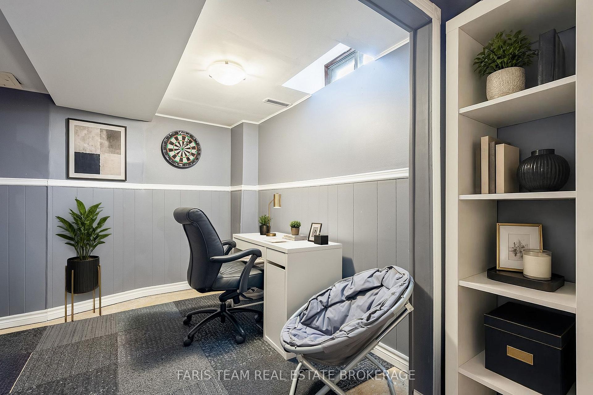 Photo 23 of 49 Cunningham Drive, Barrie, Ardagh — HOMEH