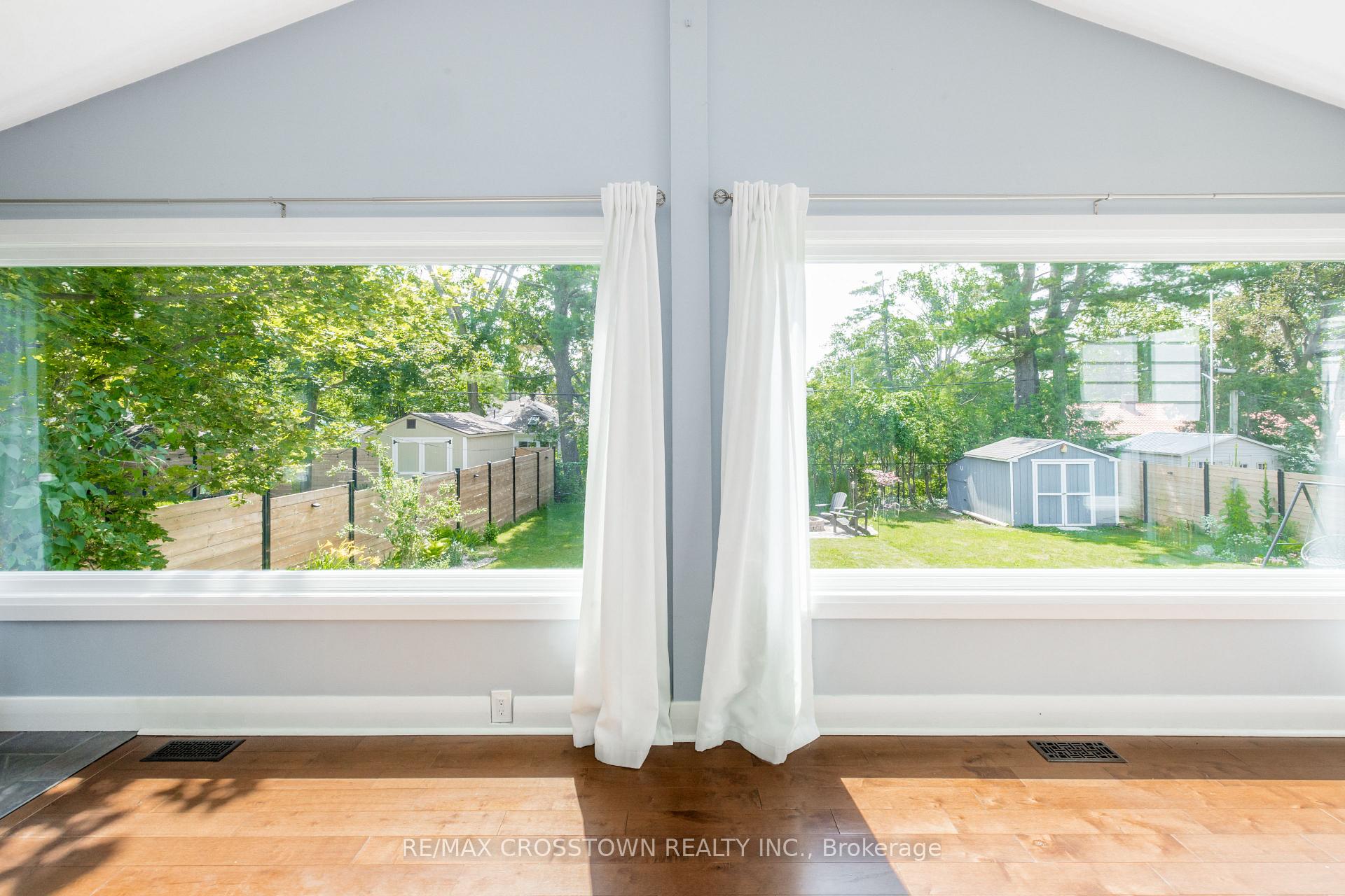 Photo 20 of 11 Castle Drive, Barrie, Sunnidale — HOMEH