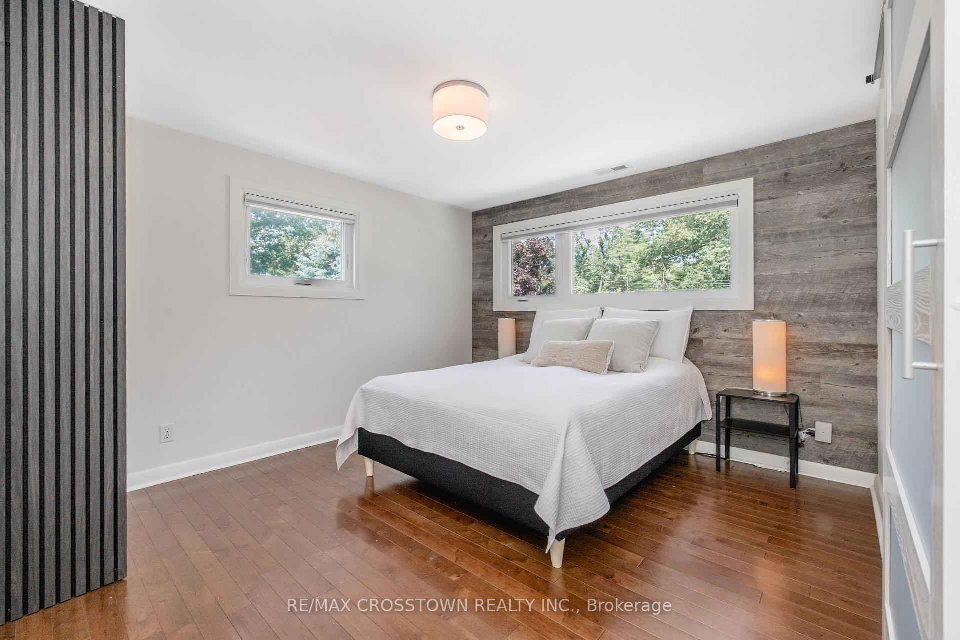 Photo 21 of 11 Castle Drive, Barrie, Sunnidale — HOMEH