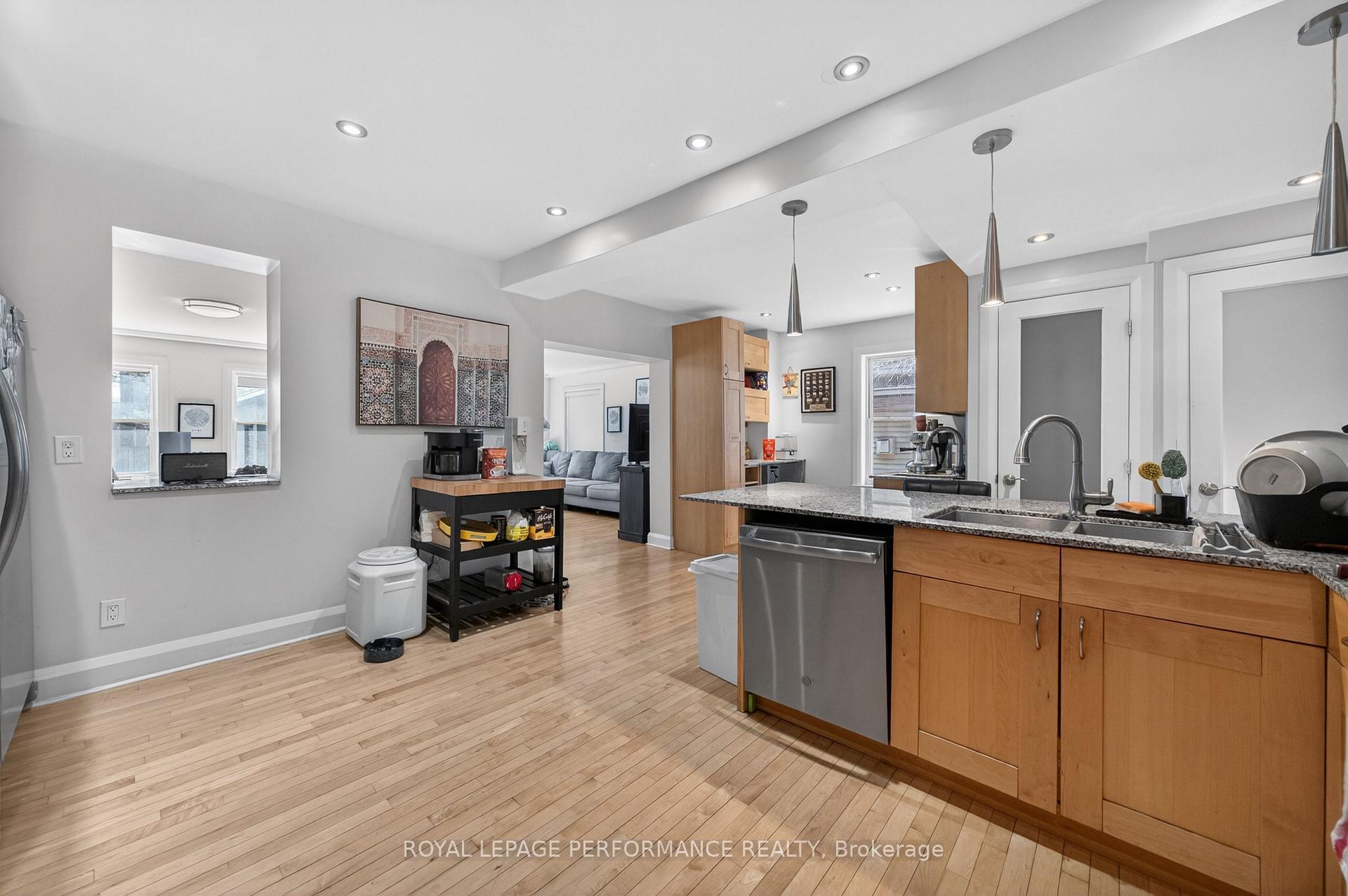 Photo 12 of 324 Duncairn Avenue, Ottawa, Westboro/Hampton Park — HOMEH