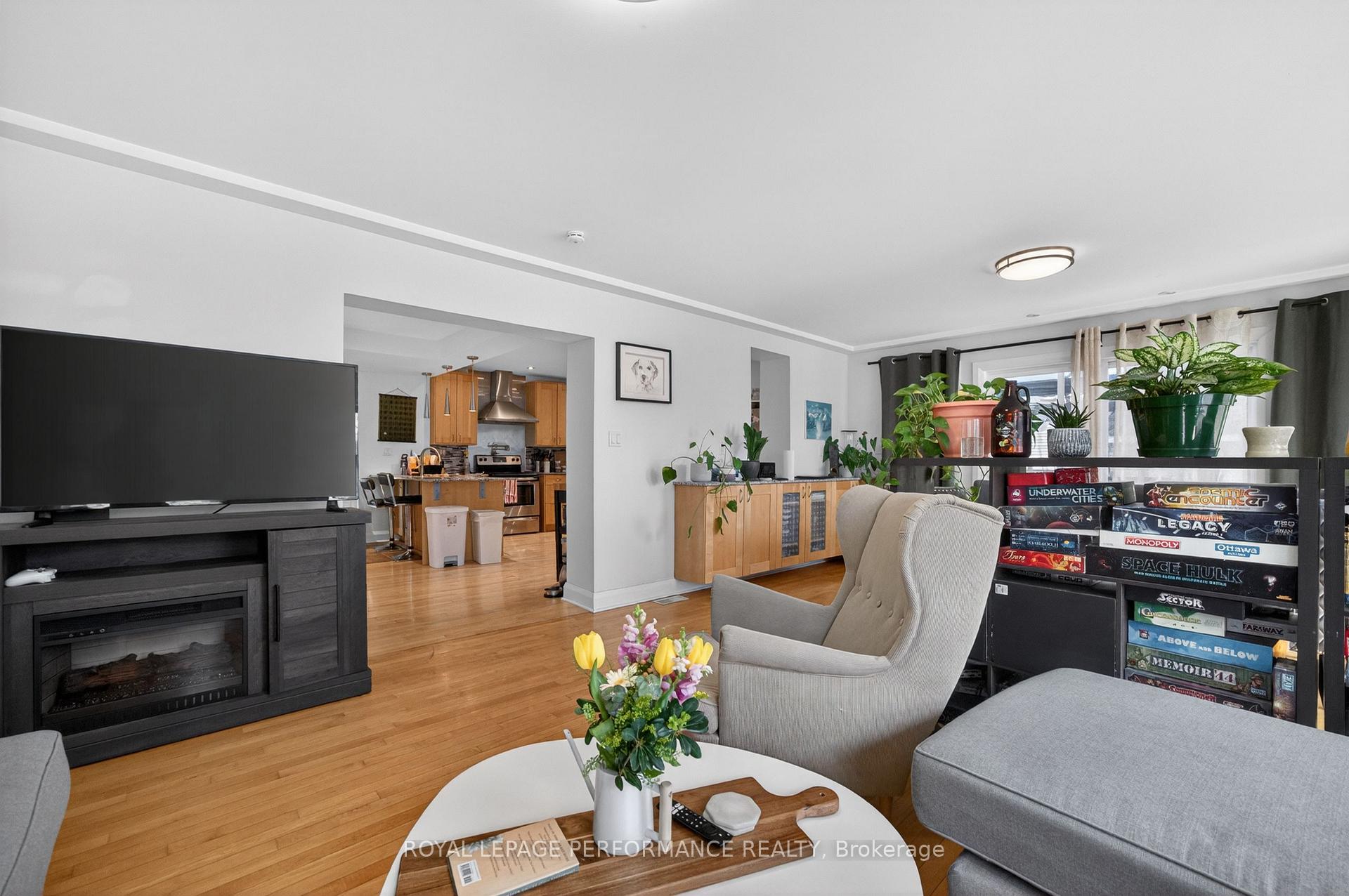 Photo 18 of 324 Duncairn Avenue, Ottawa, Westboro/Hampton Park — HOMEH