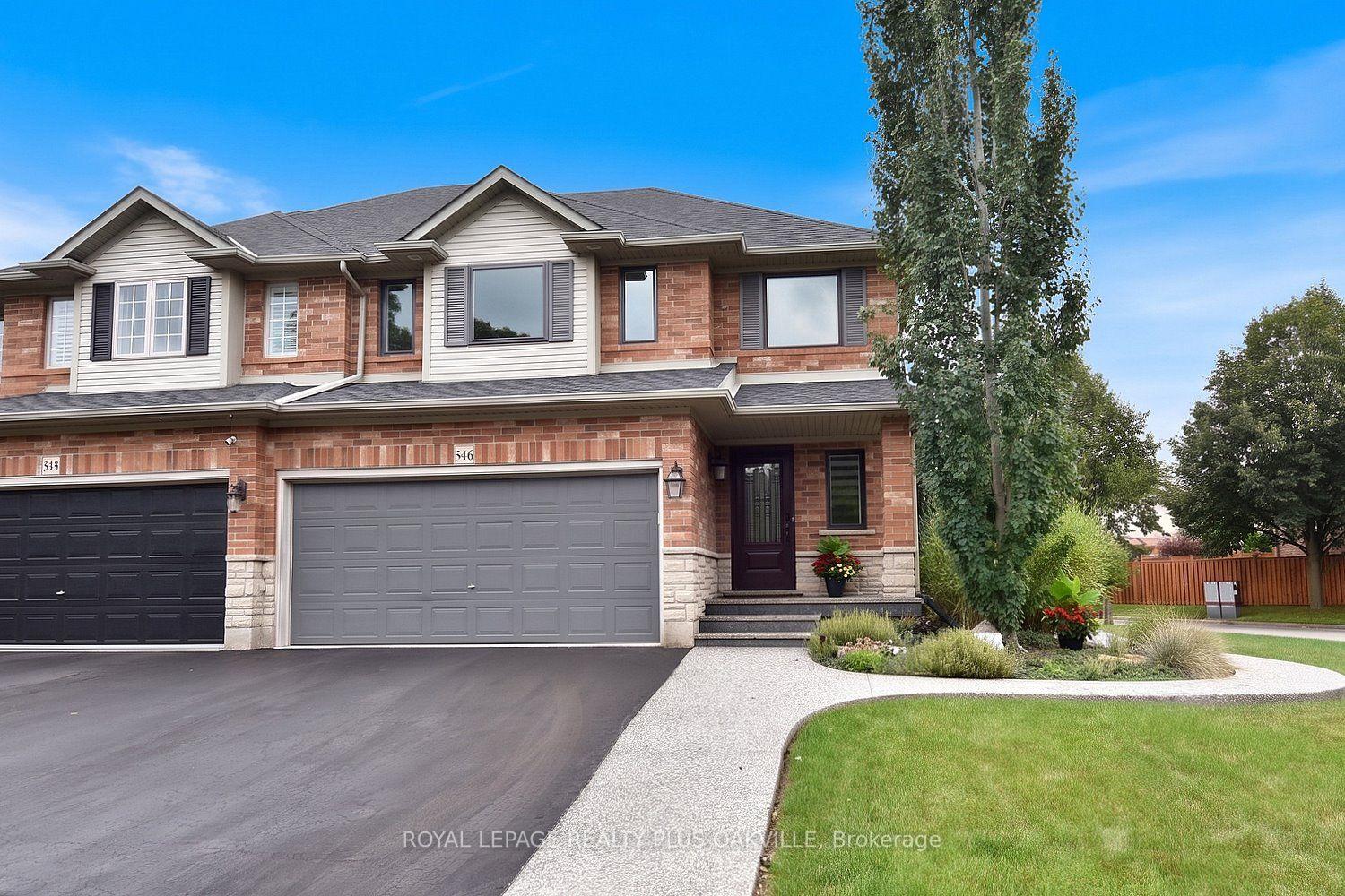 Photo 2 of 546 Sandcherry Drive, Burlington, Bayview — HOMEH