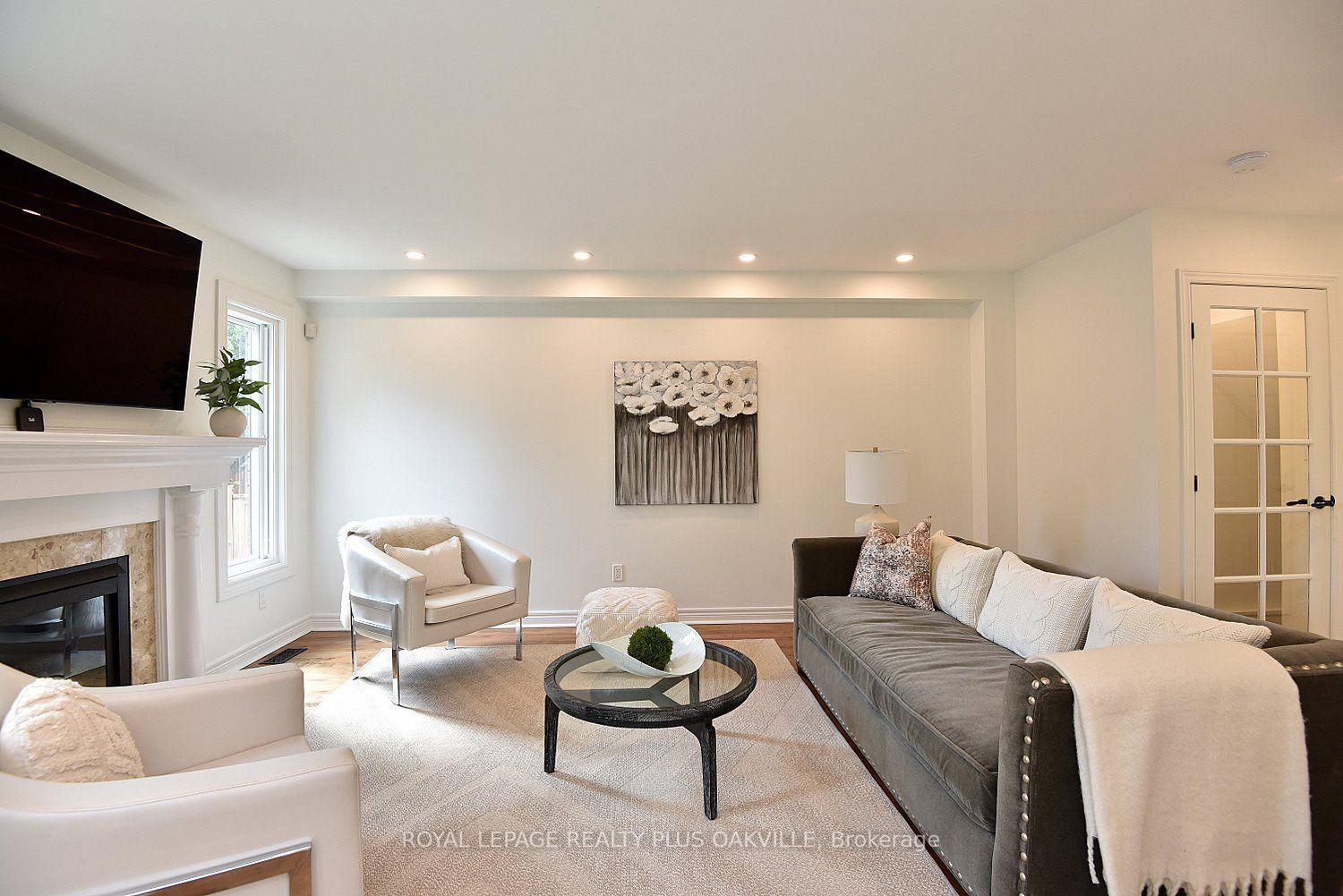 Photo 15 of 546 Sandcherry Drive, Burlington, Bayview — HOMEH