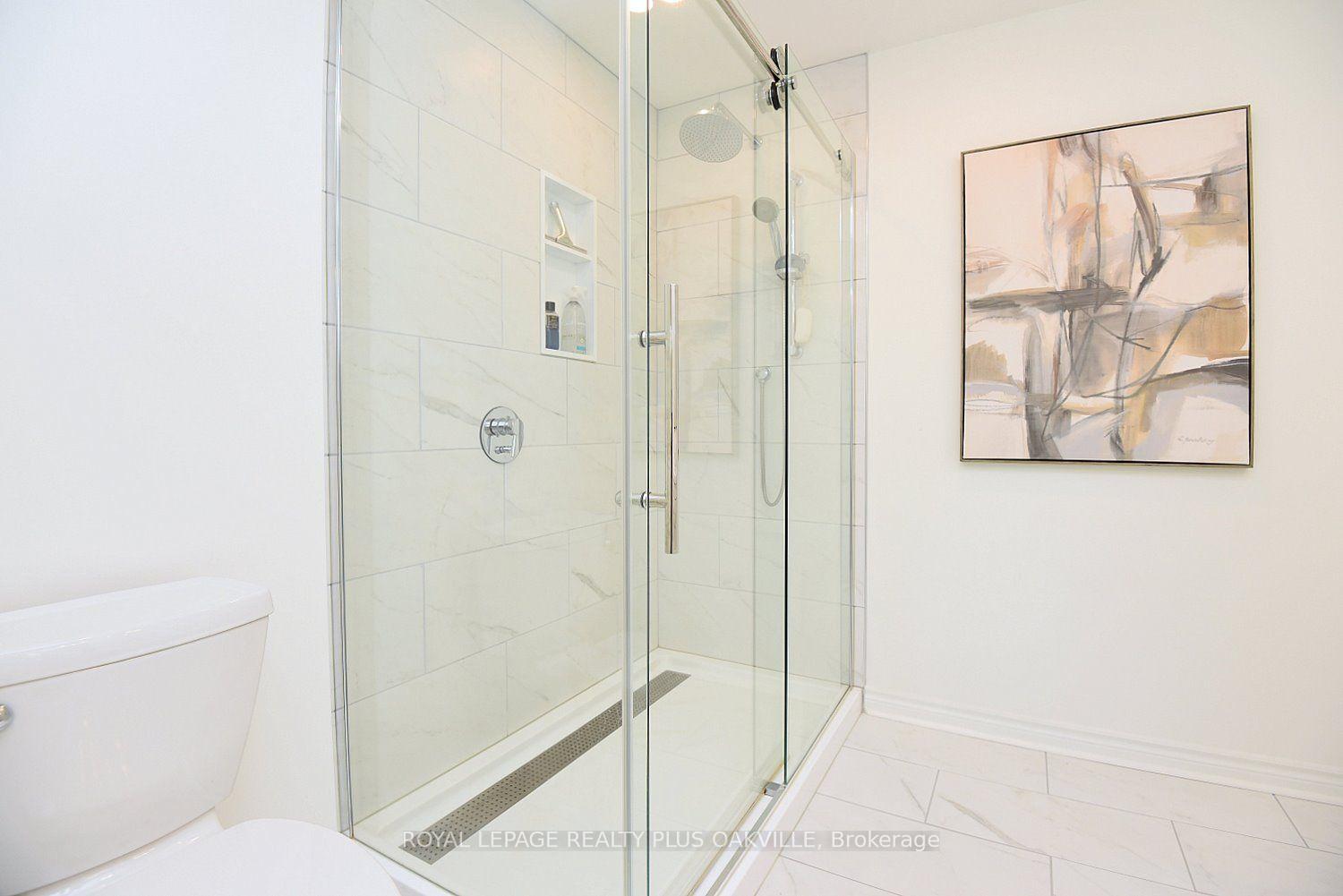 Photo 31 of 546 Sandcherry Drive, Burlington, Bayview — HOMEH