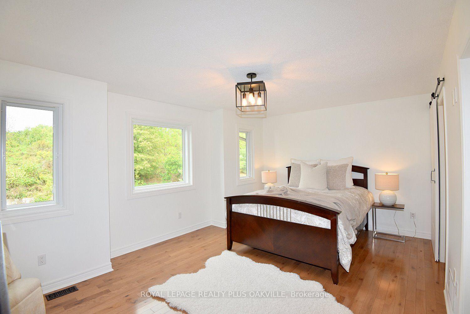 Photo 33 of 546 Sandcherry Drive, Burlington, Bayview — HOMEH