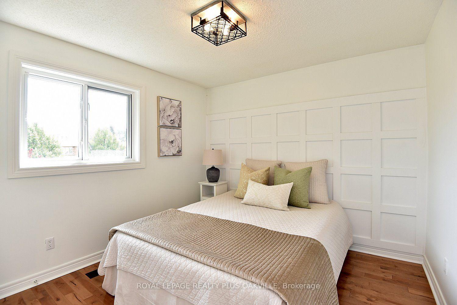 Photo 36 of 546 Sandcherry Drive, Burlington, Bayview — HOMEH