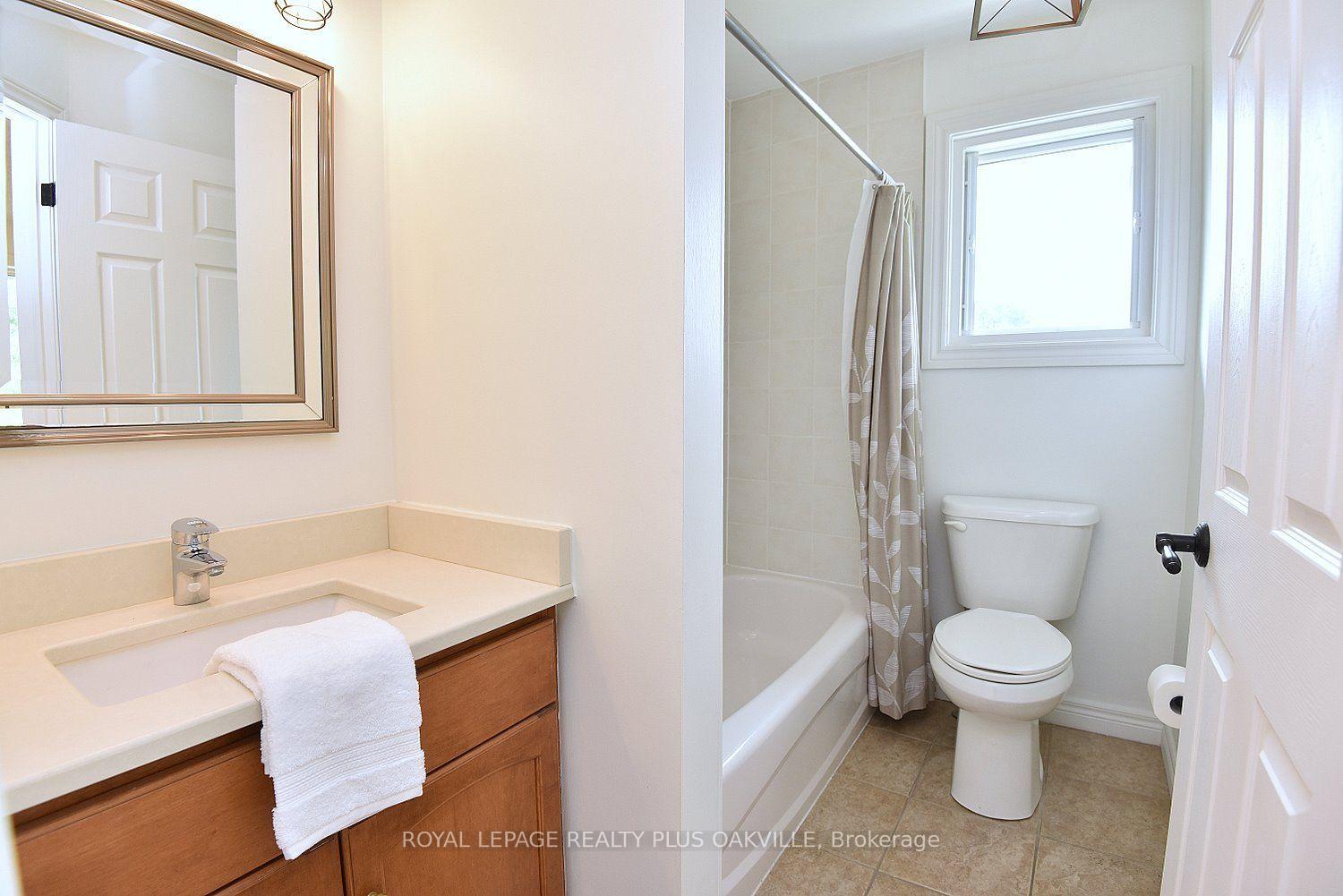 Photo 39 of 546 Sandcherry Drive, Burlington, Bayview — HOMEH