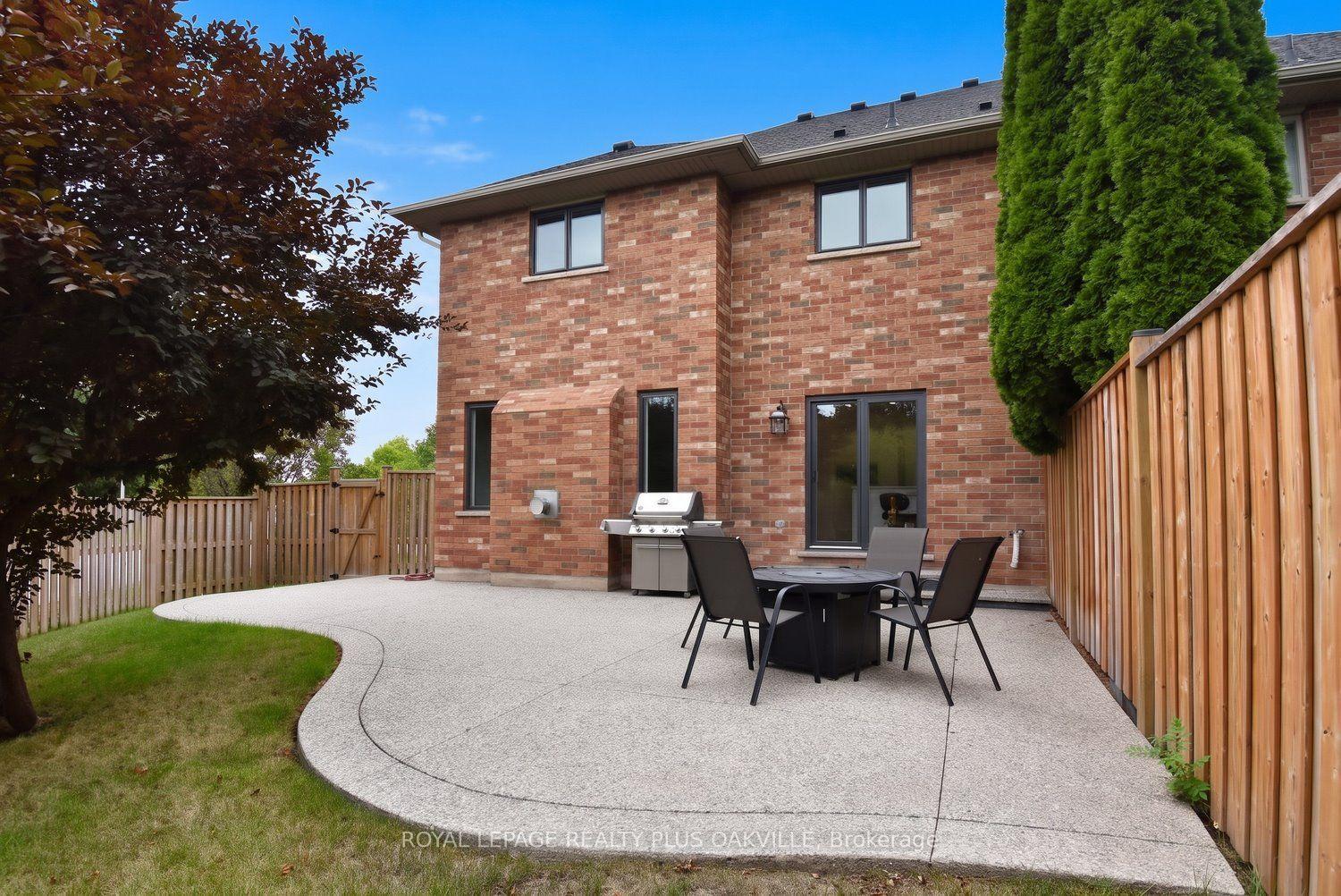 Photo 44 of 546 Sandcherry Drive, Burlington, Bayview — HOMEH