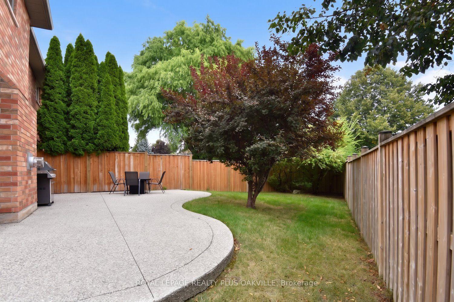 Photo 46 of 546 Sandcherry Drive, Burlington, Bayview — HOMEH