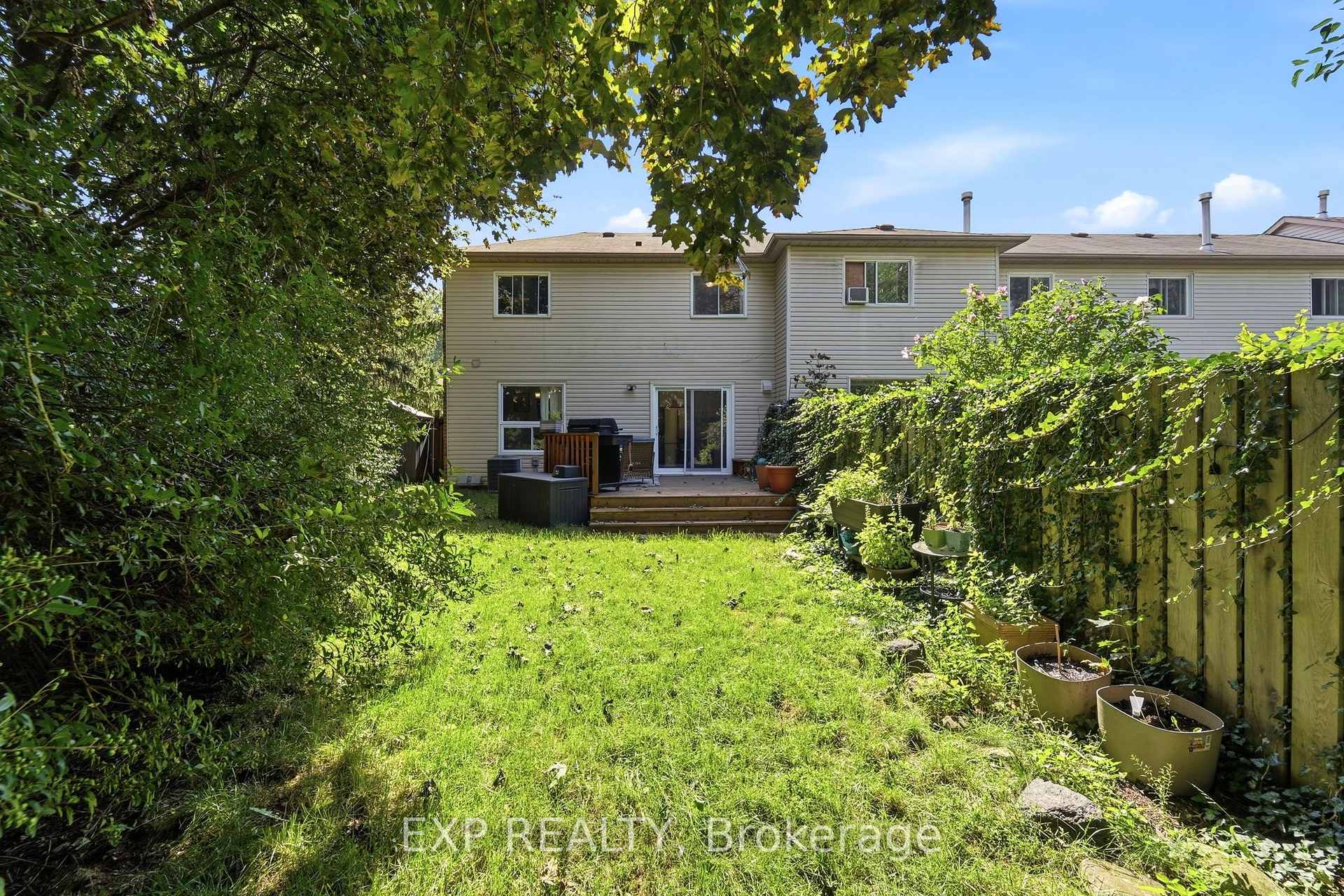 Photo 36 of 14 Hedge Lawn Drive, Grimsby, Grimsby East — HOMEH