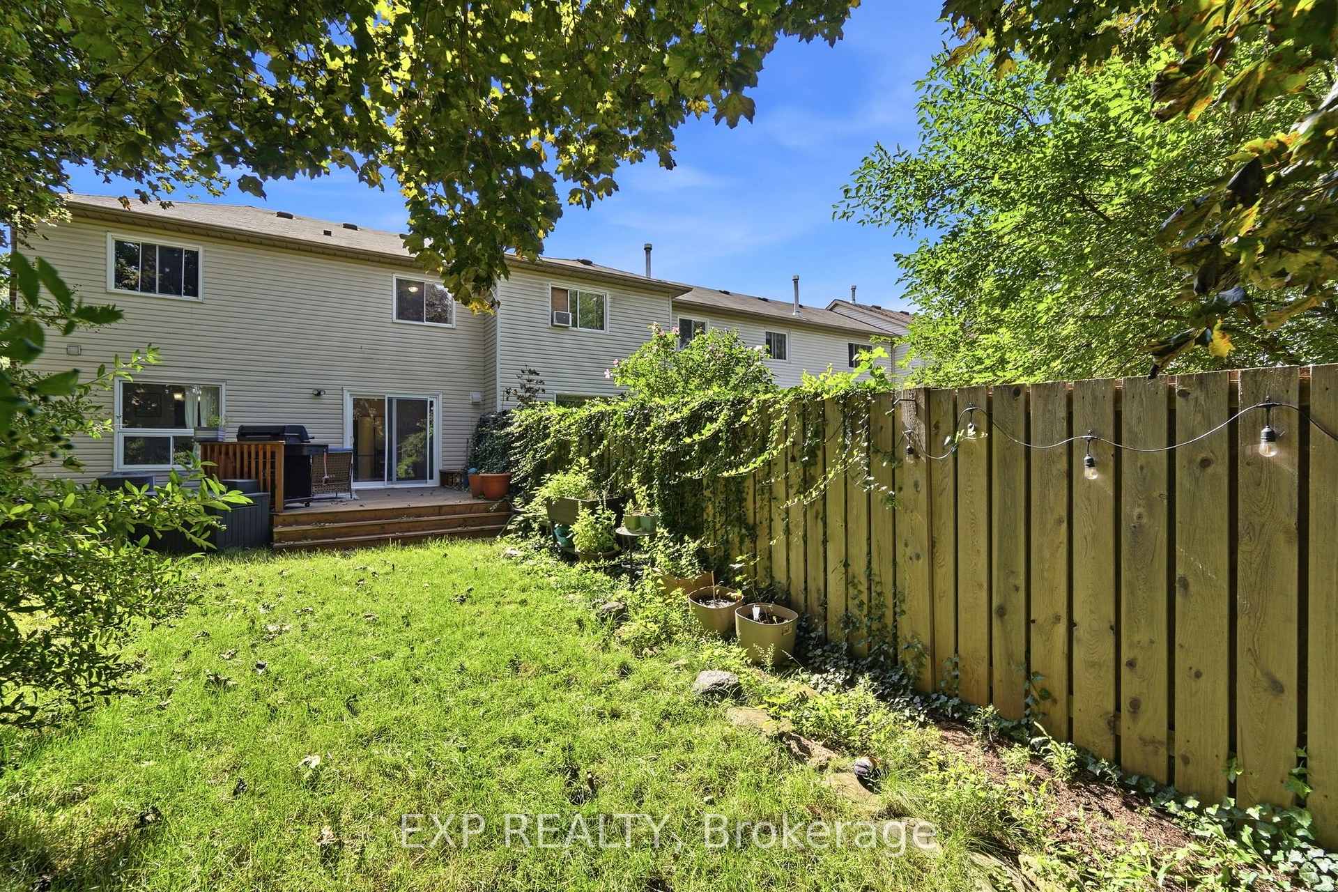Photo 37 of 14 Hedge Lawn Drive, Grimsby, Grimsby East — HOMEH