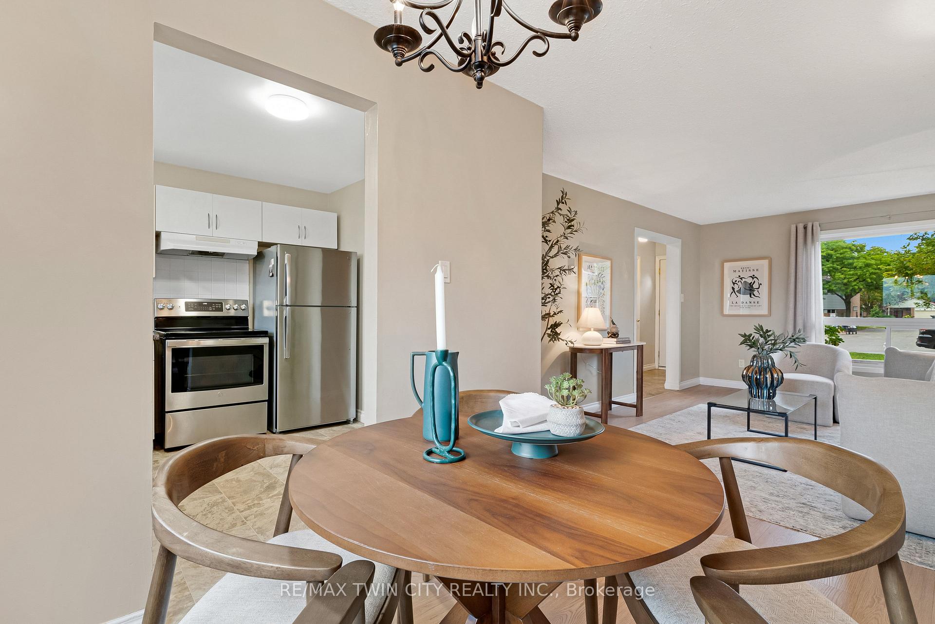 Photo 10 of Unit 23, 25 Upper Canada Drive, Kitchener, Pioneer Park — HOMEH