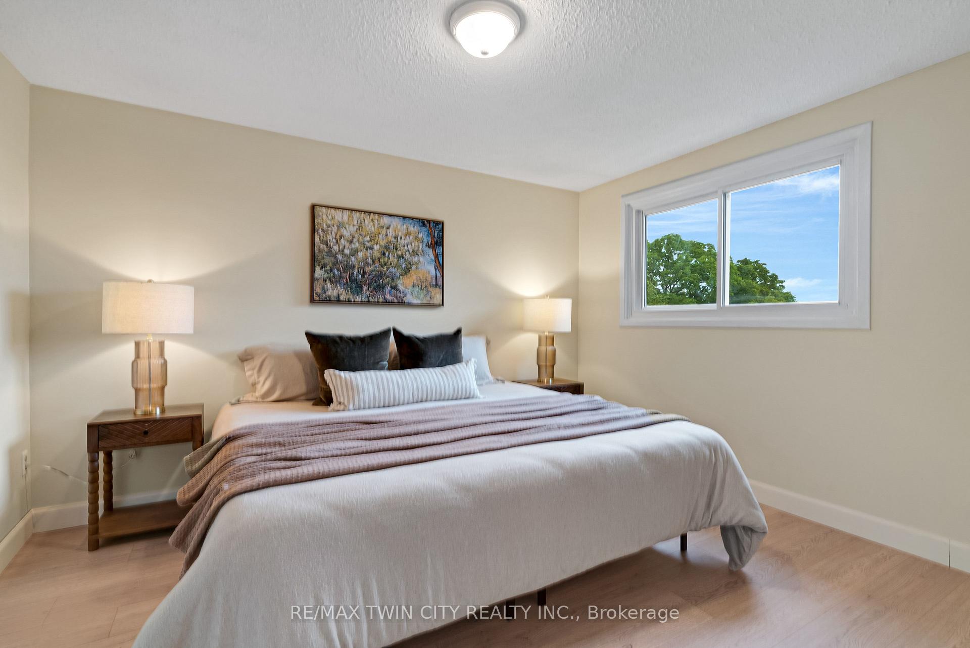Photo 19 of Unit 23, 25 Upper Canada Drive, Kitchener, Pioneer Park — HOMEH